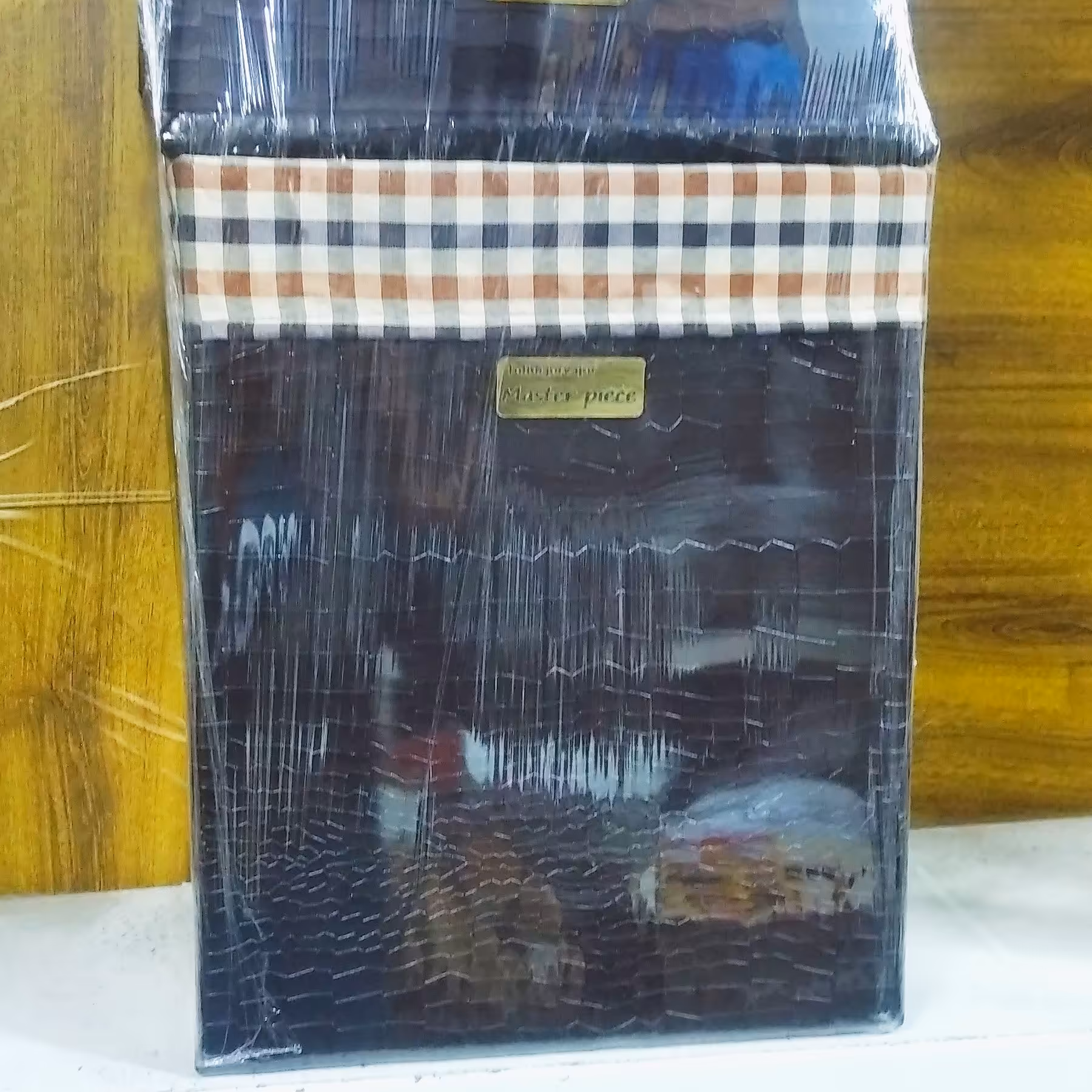 سطل و جادستمالی چوبی