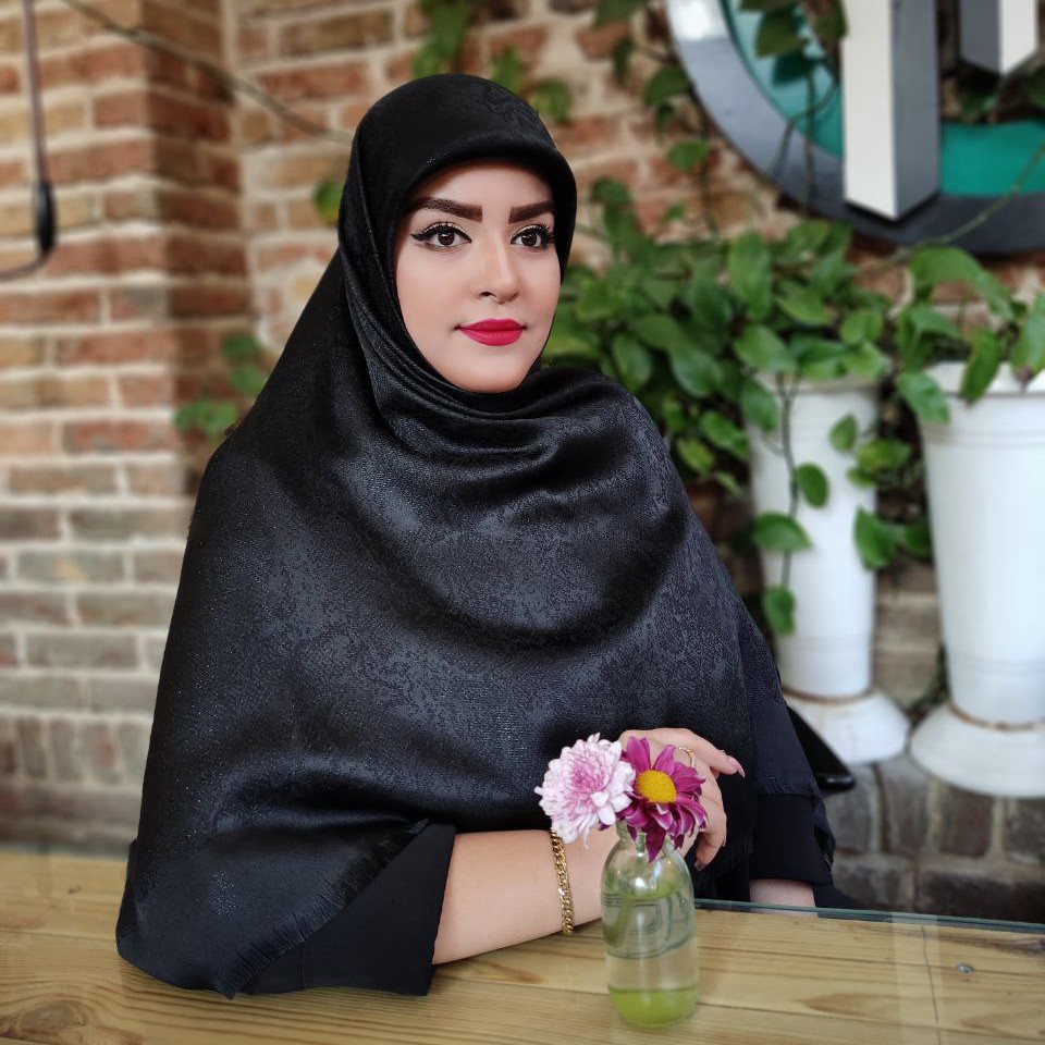 روسری دورو لمه دار وارداتی نخ ابریشم ژاکارد قواره 140 رنگ مشکی طرح پوست ماری ارسال رایگان