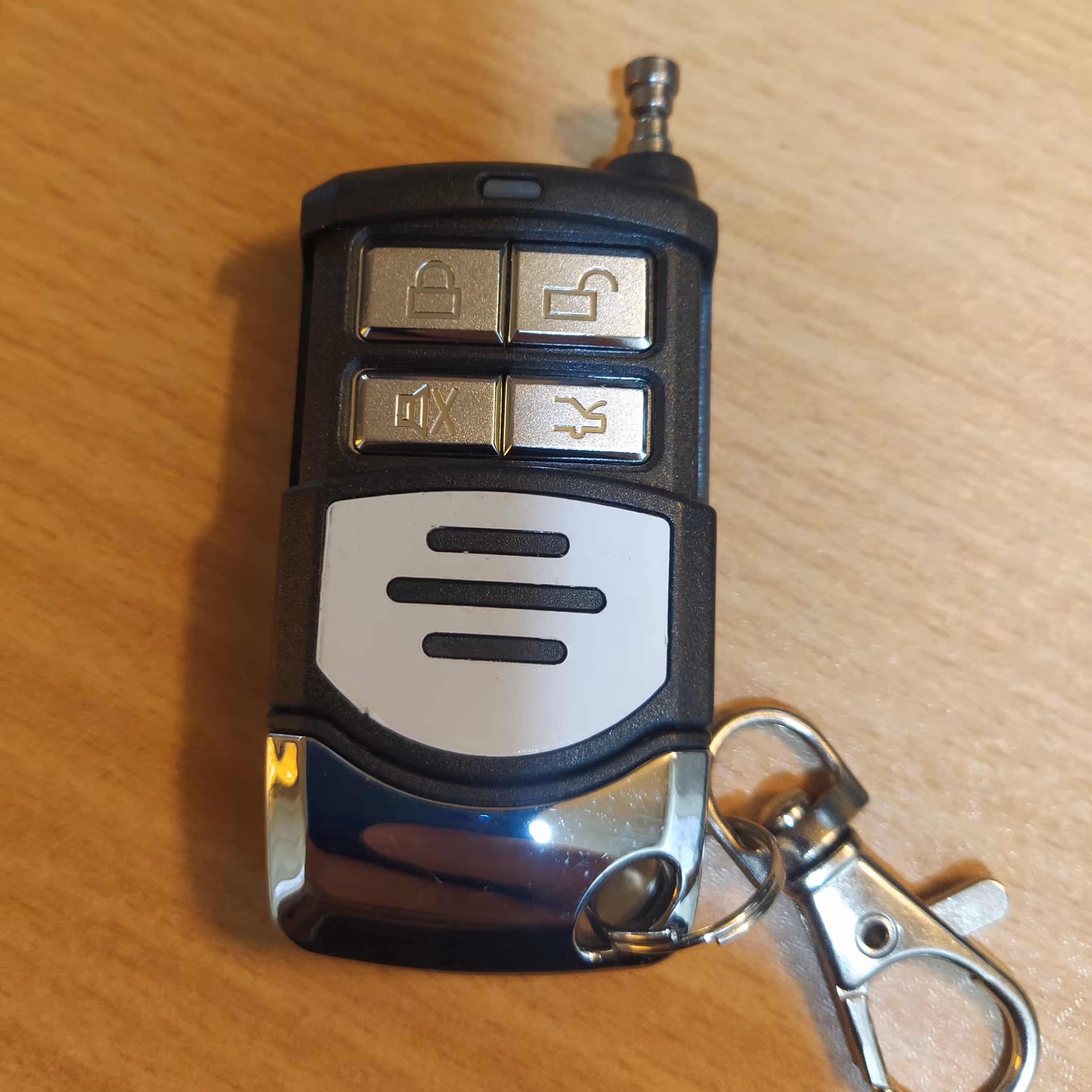 ریموت اصلی دزدگیر هوتای کد 7