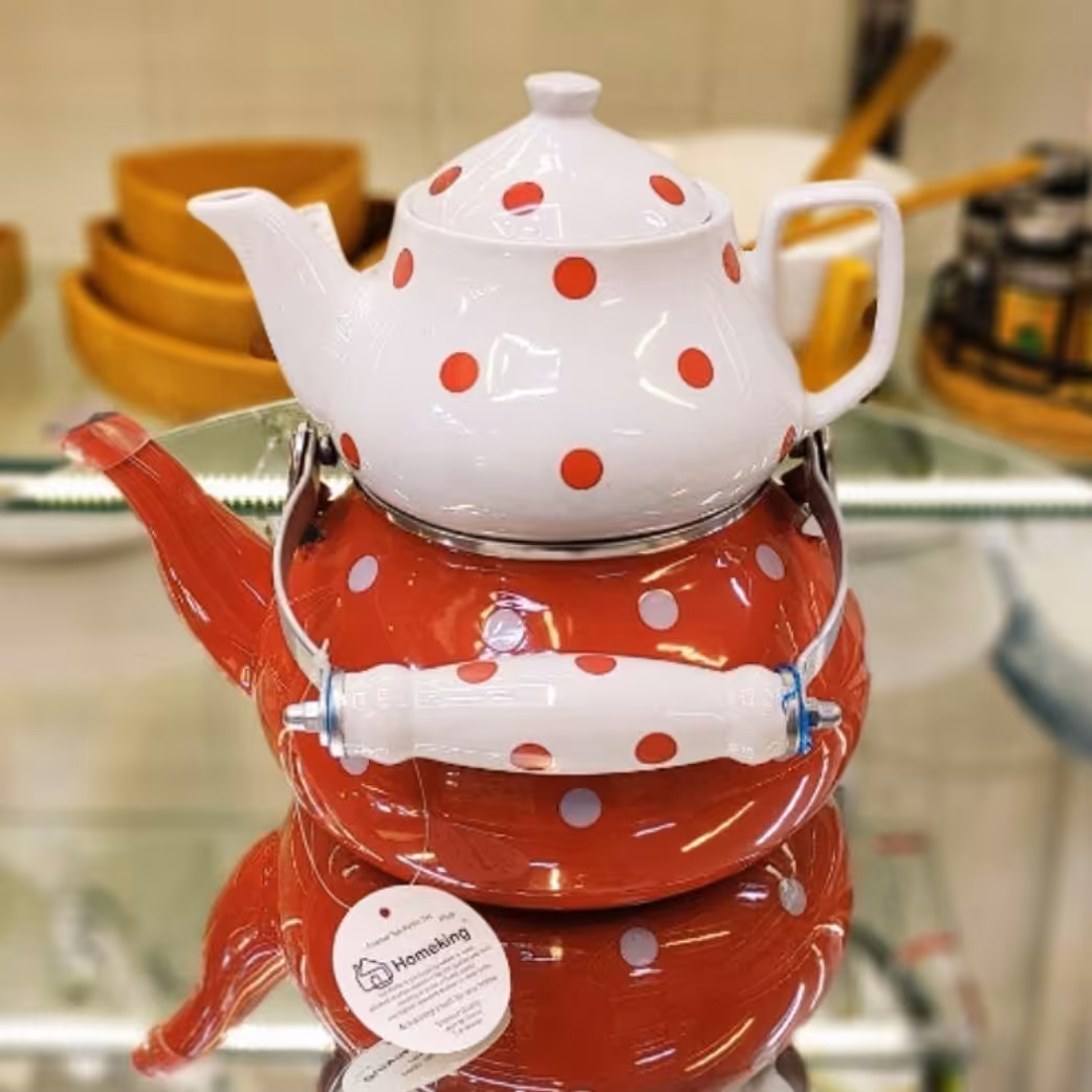 کتری و قوری خالدار