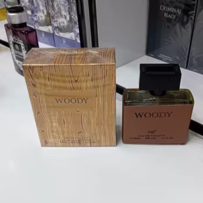ادکلن Woody اماراتی