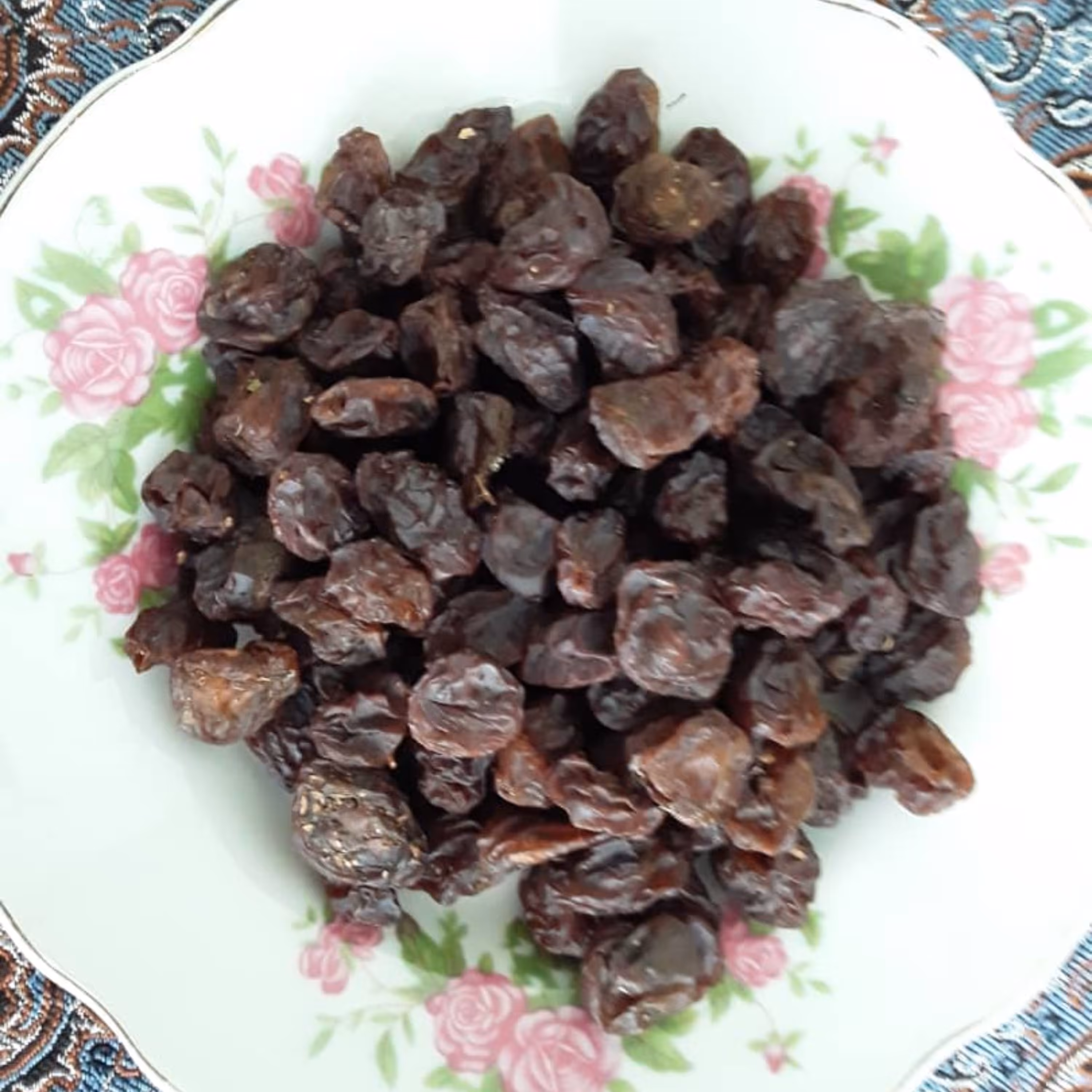 مویز ایرانی تمیز و اعلا