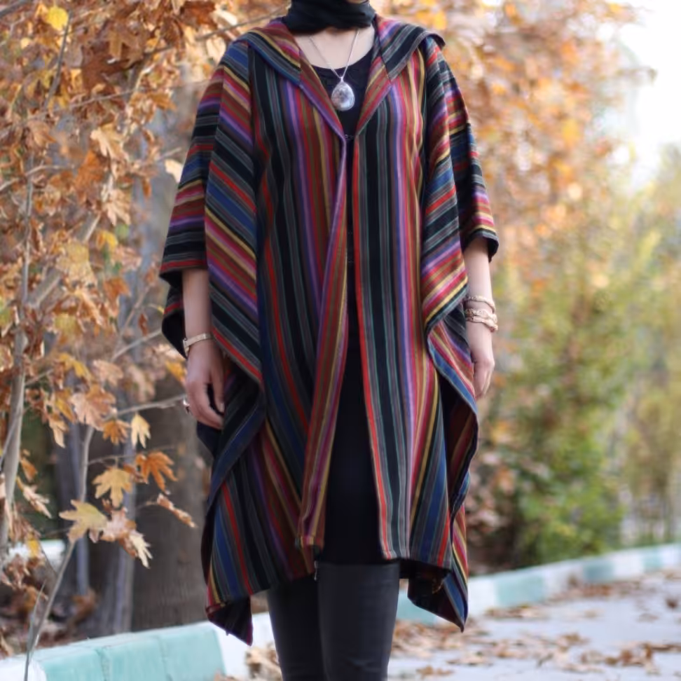 شنل کلاهدار راه راه دخترانه مناسب فصل پاییز وزمستان