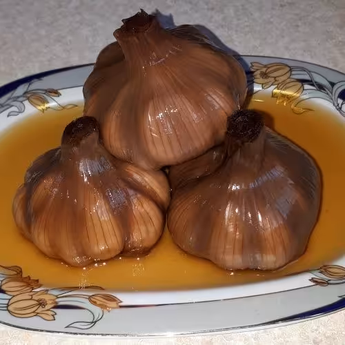 سیر ترشی سه ساله خانگی ارگانیک