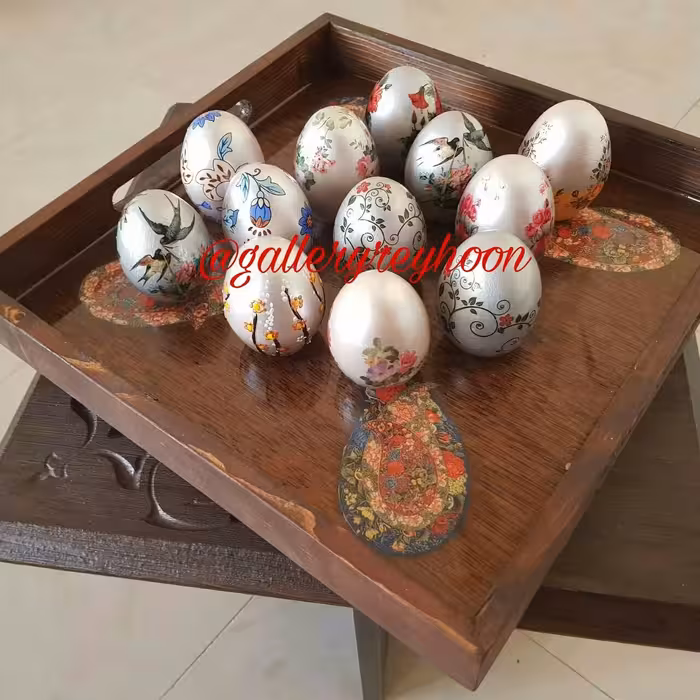 تخم مرغ سفالی با تم نقره ای