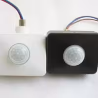 ماژول تشخیص  سنسور حرکتی 220 ولت تغذیه  مجهز به تایمر جهت کنترل روشنایی هوشمند و....