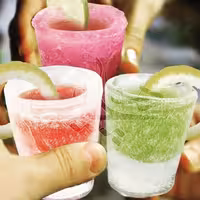 قالب یخ طرح شات دوازده تایی - جنس پلاستیک مرغوب - مناسب پذیرایی