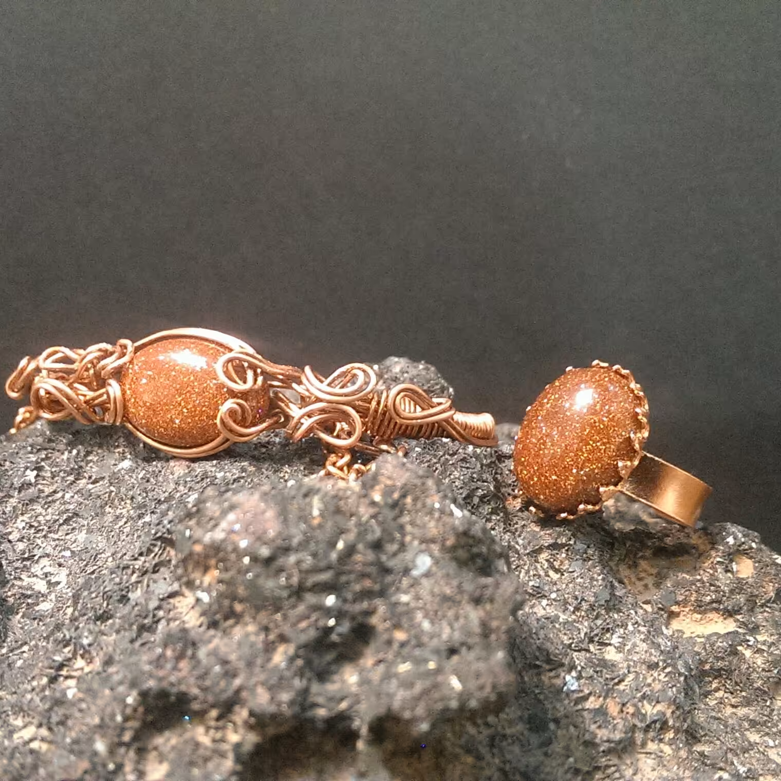 دستبند و انگشتر مس باسنگ دلربا