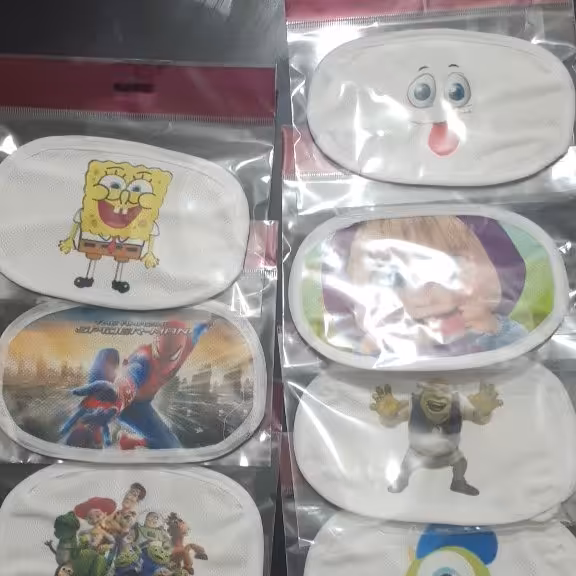 ماسک کودک طرح دار