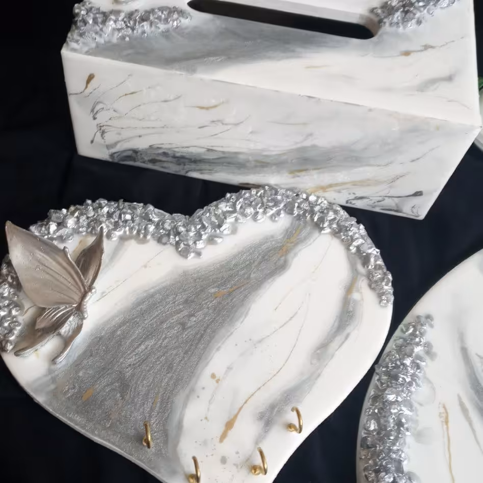 سرویس ساعت ،سطل اشغال،جادستمال کاغذی  رزینی 