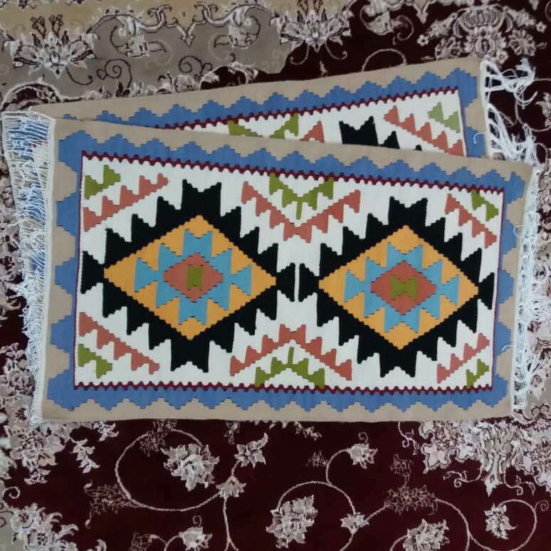رو میزی