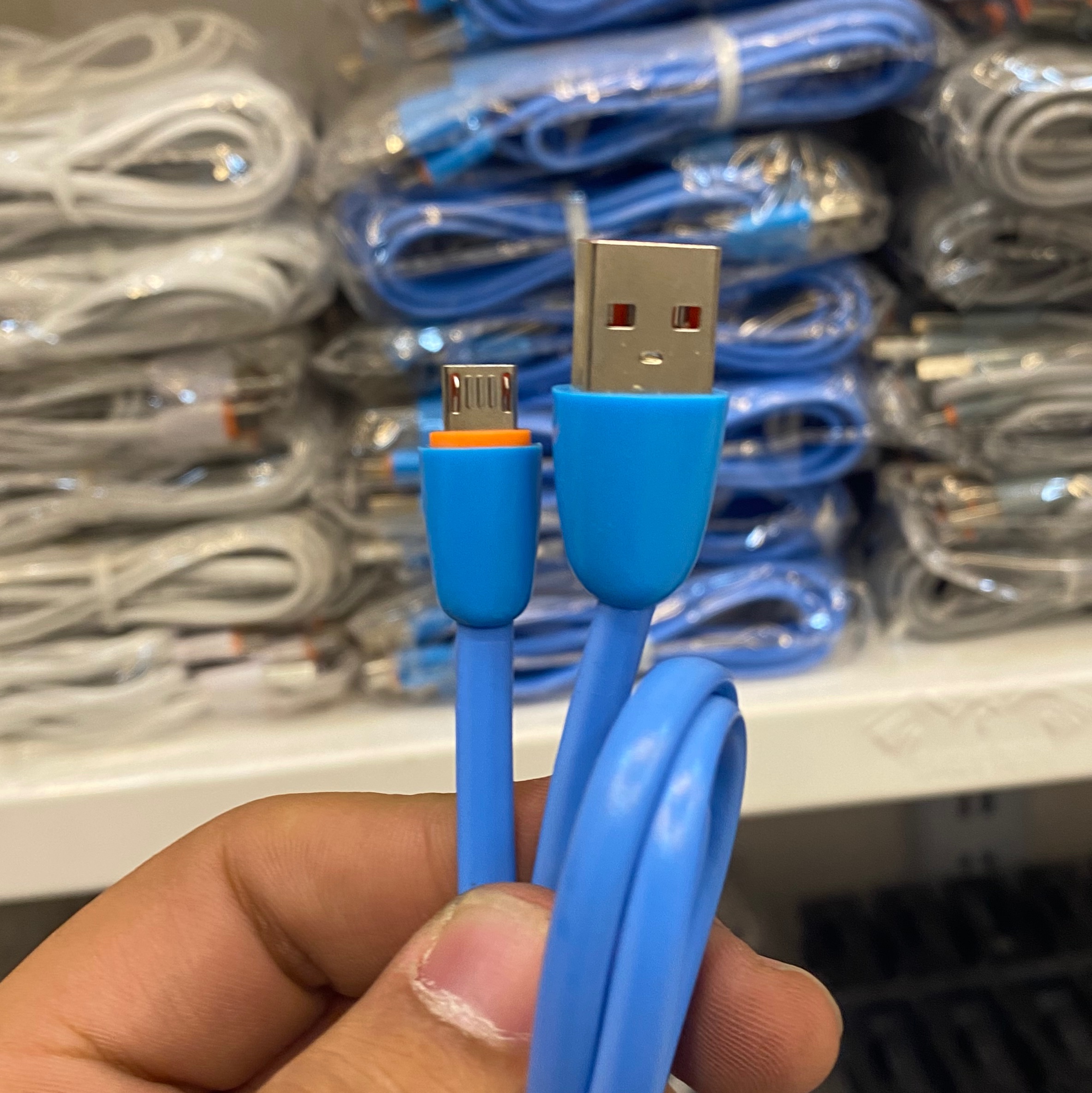 کابل ژله ای رنگی microUSB اندروید آبی بسته 20 عددی
عمده