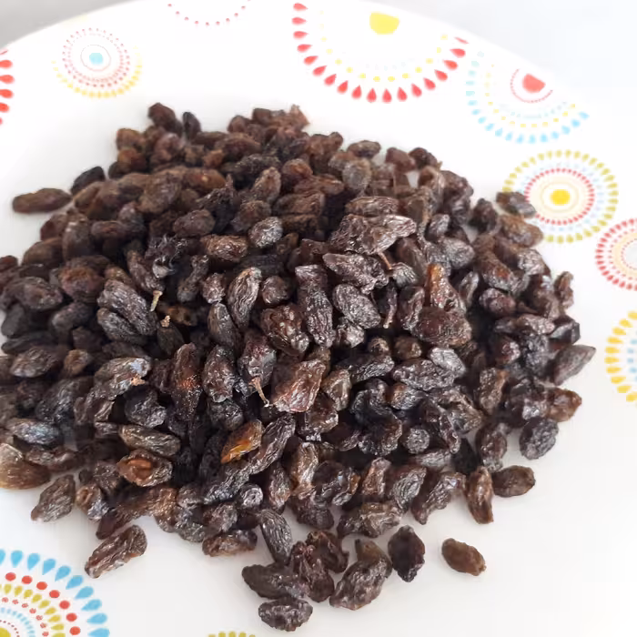 کشمش  مویز آفتابی هسته دار درجه یک