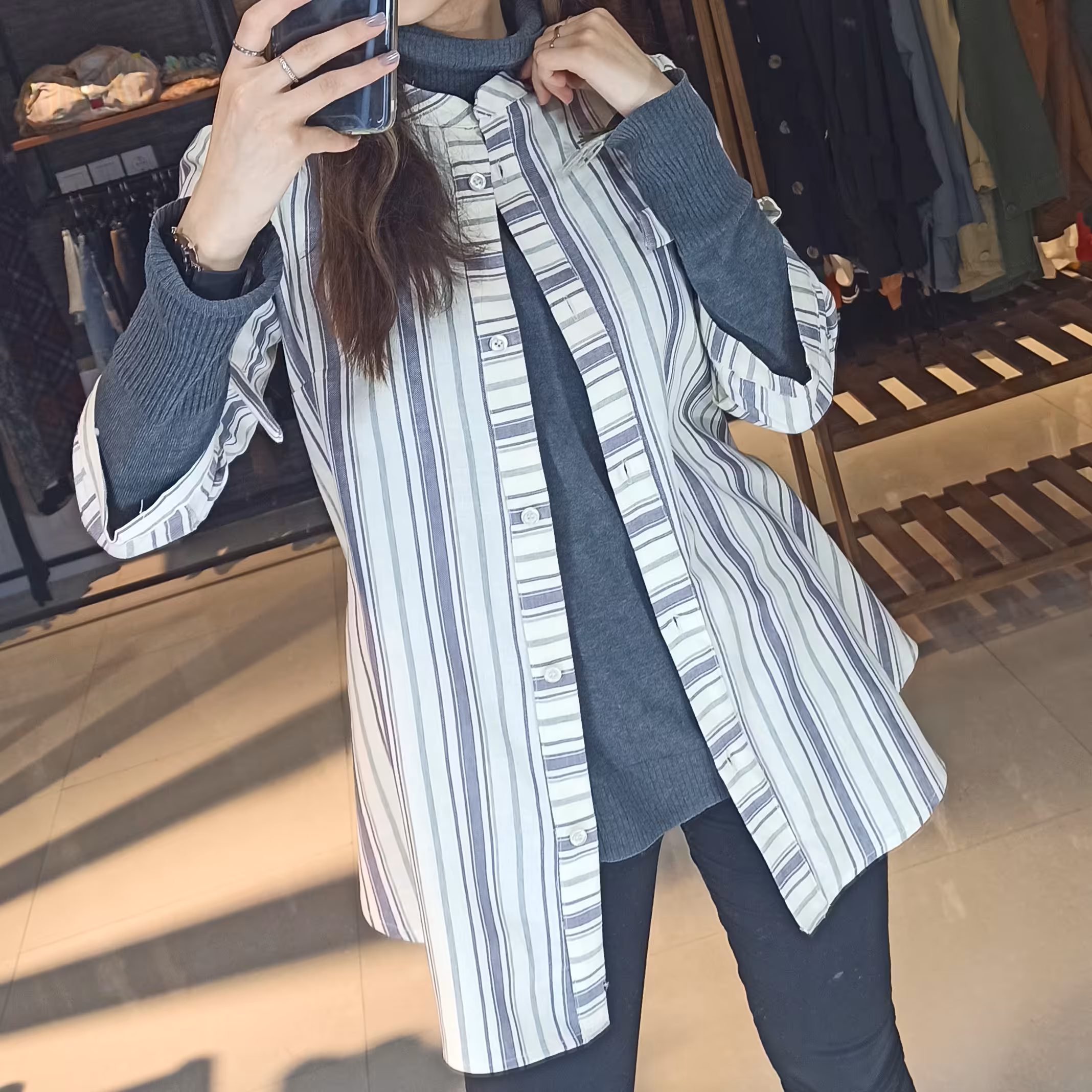 شومیز راه راه دکمه دار 