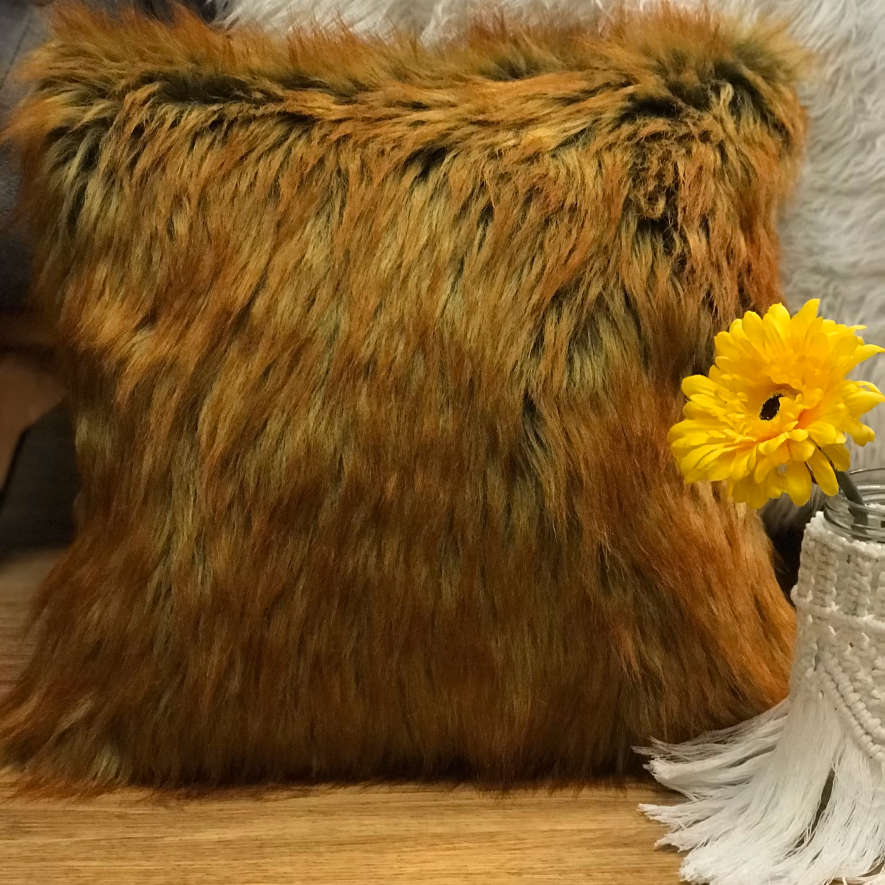 کاور کوسن مدل  خز  خارجی رنگ کرگی سایز 40