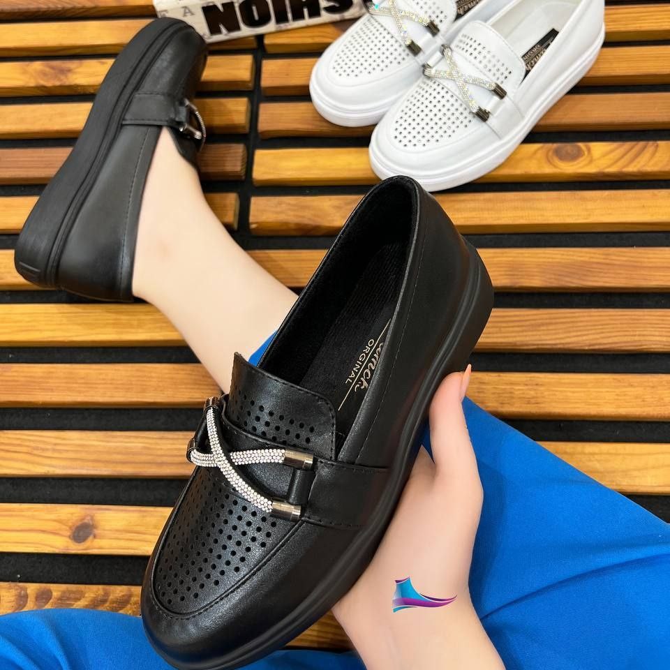 کفش کلاسیک
کد 968
قالب استاندارد
مدل جدید
پاخور عالی و شیک
Size37ta40