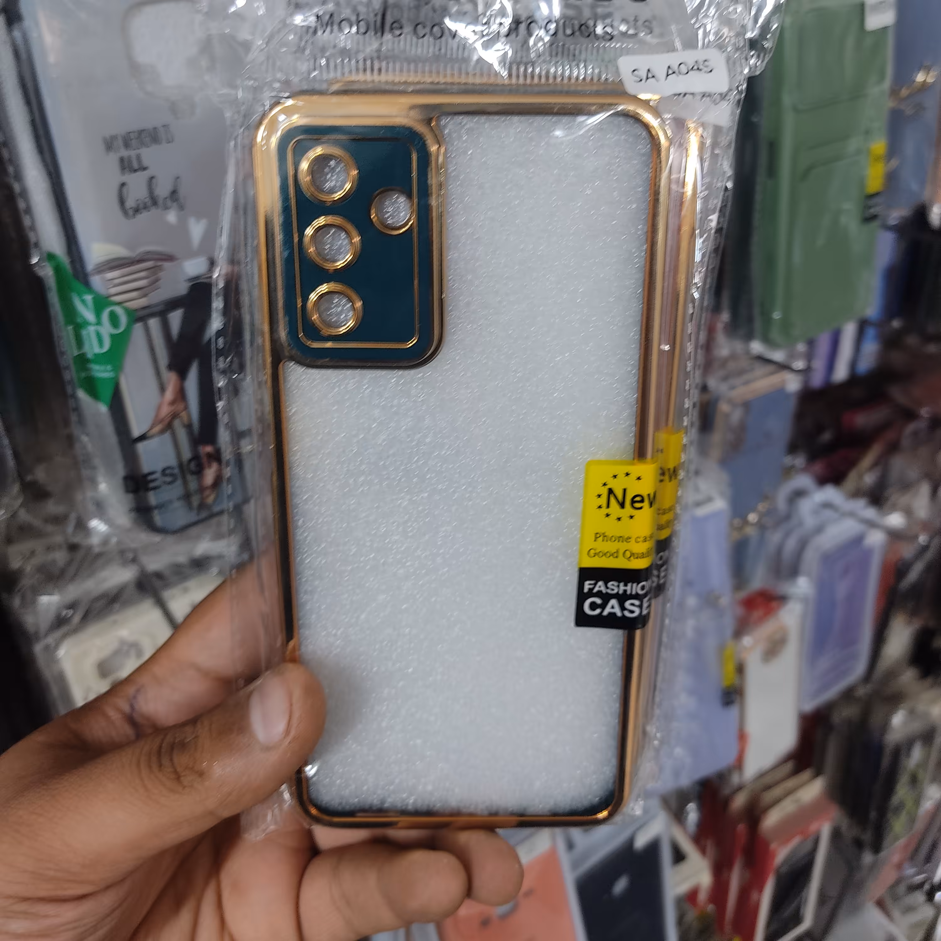 گارد دور طلایی A04s چهار