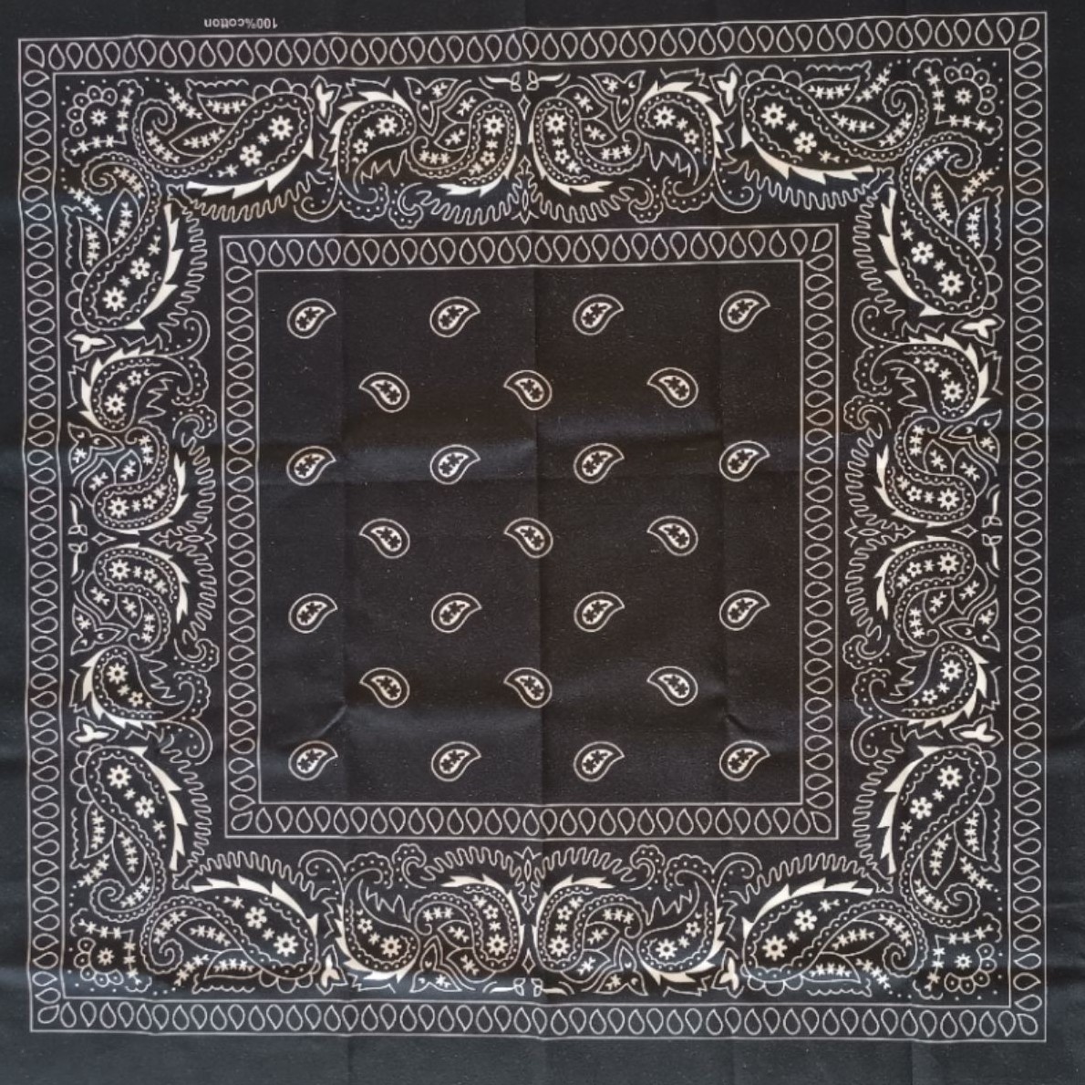 دسمال سر وگردن