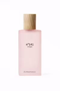 عطر زنانه شماره 141 منحصر به فرد Stradivarius