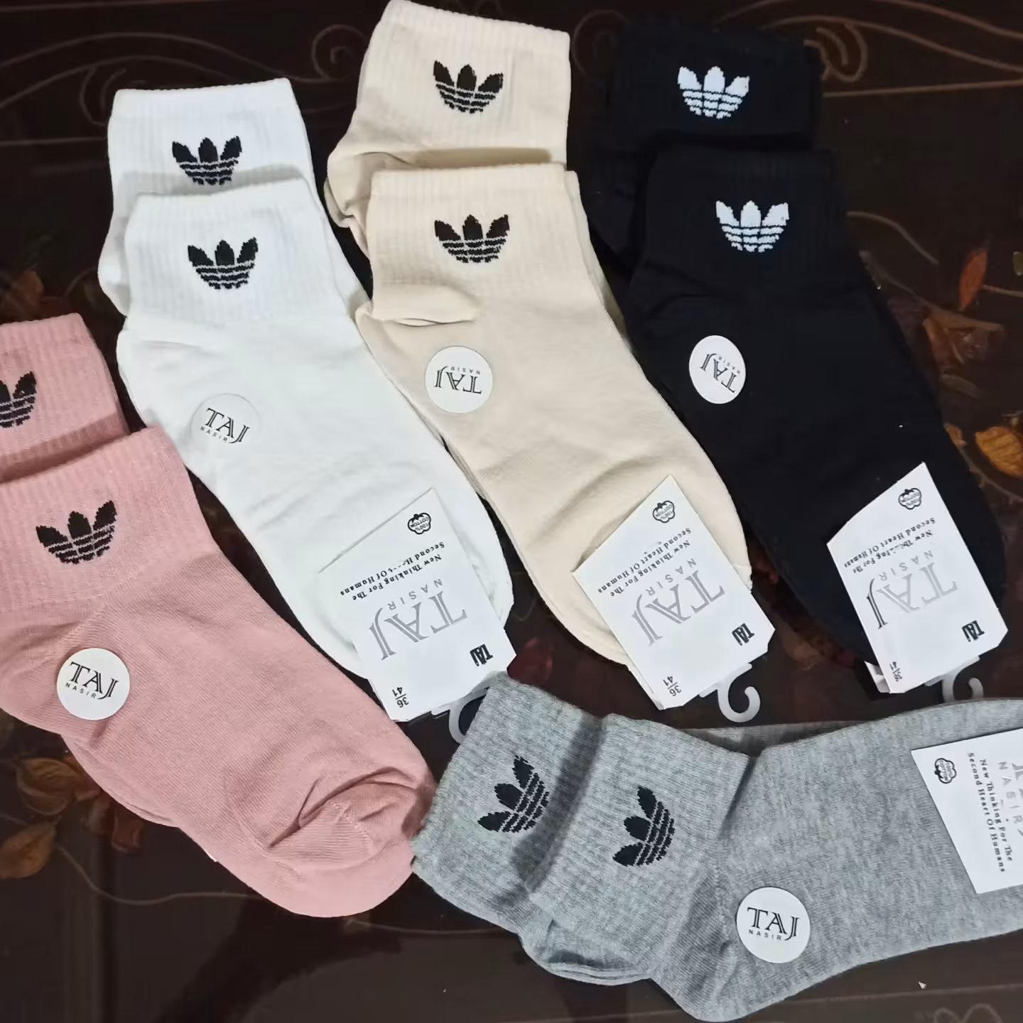 جوراب نیم ساق نخی اسپرت مناسب برای اقایان و بانوان 