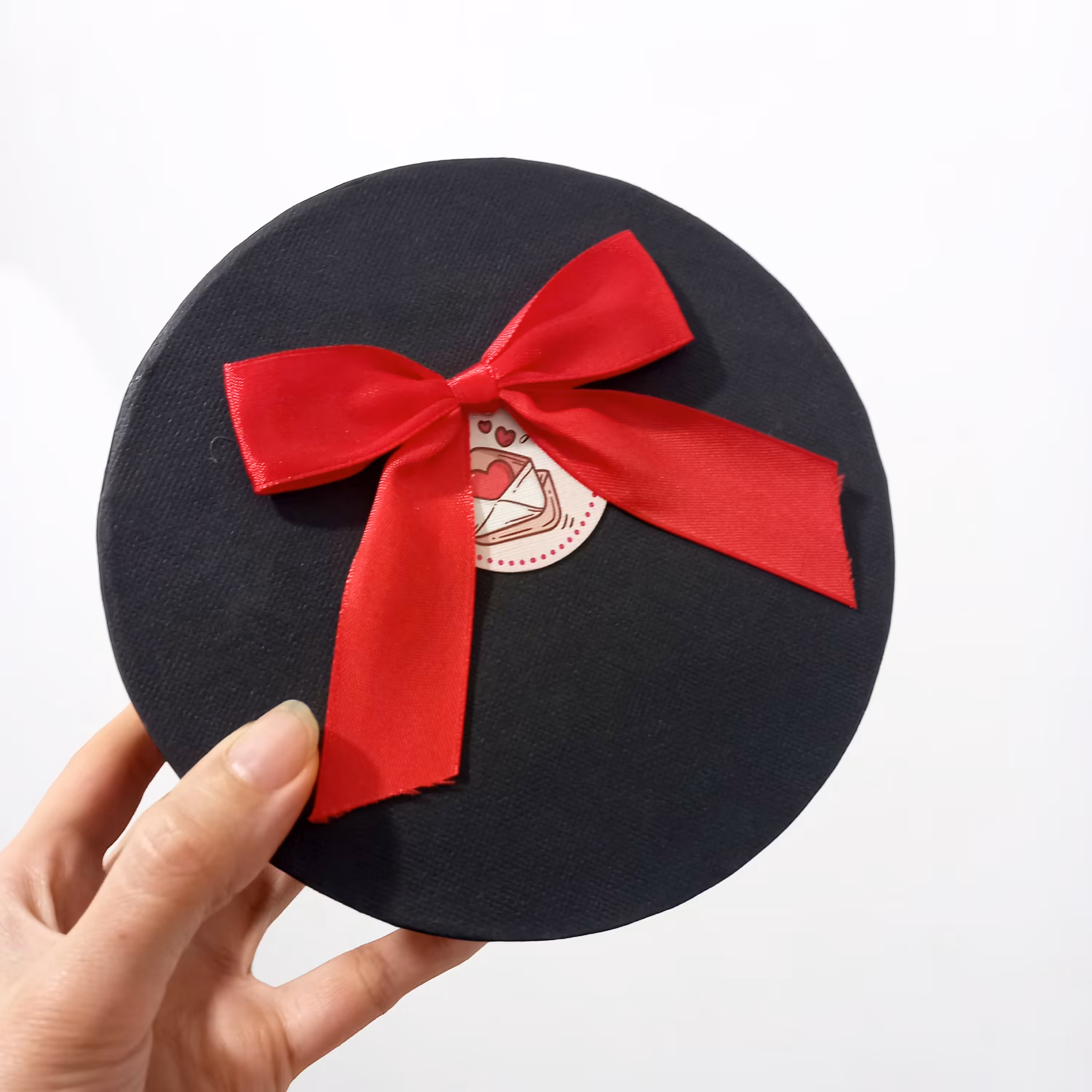 جعبه و کارتن هدیه گرد رنگ مشکی