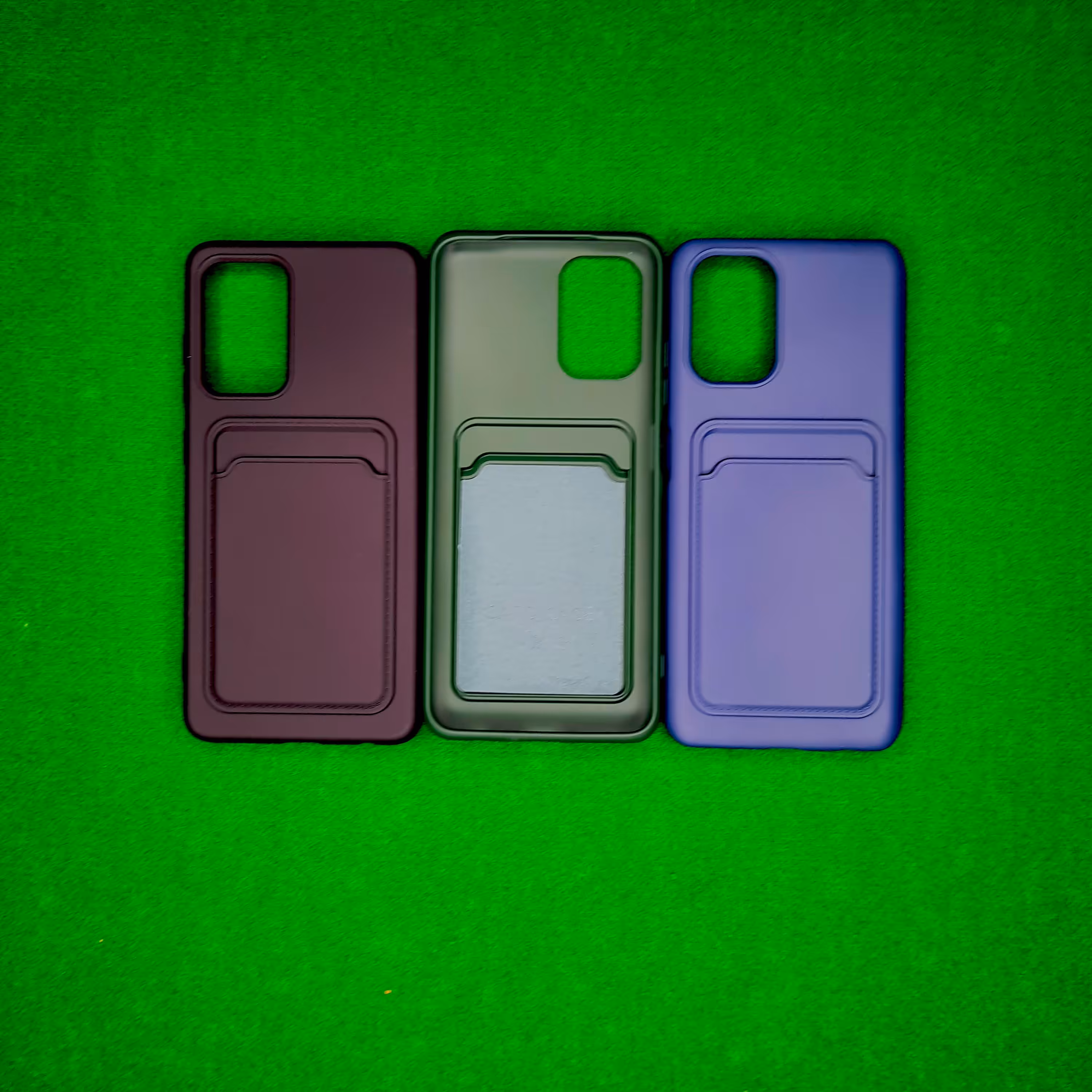 قاب های  سیلیکونی دارای جای کارت مناسب برای گوشی سامسونگ s21 fe