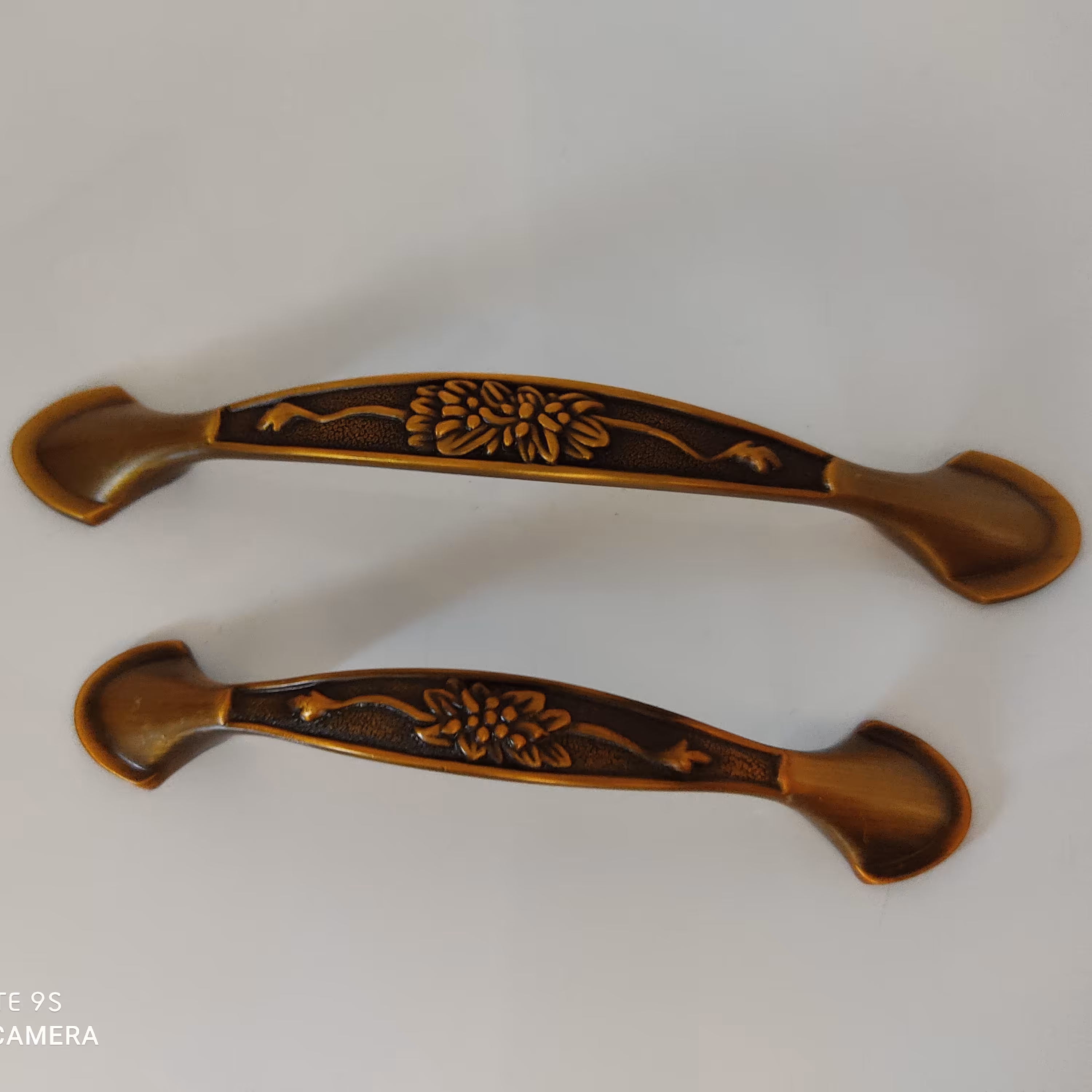 دستگیره آنتیک گلدار سربی وارداتی آبکاری coffee سایز 96 میل و 128 میل