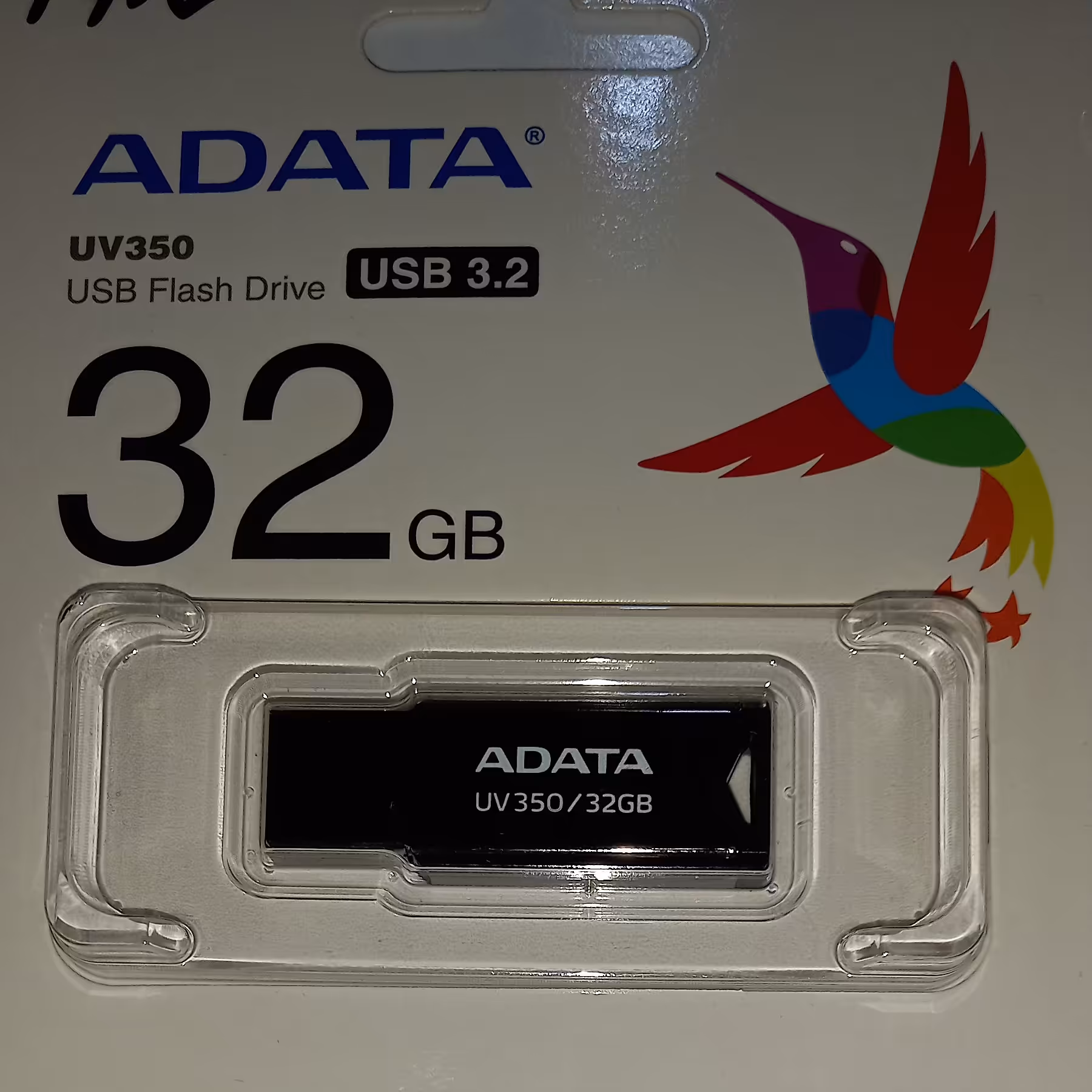 فلش مموری ADATA   ظرفیت 32  گیگابایت بدنه فلزی مدل uv 350 usb3.2
گارانتی مادام العمر