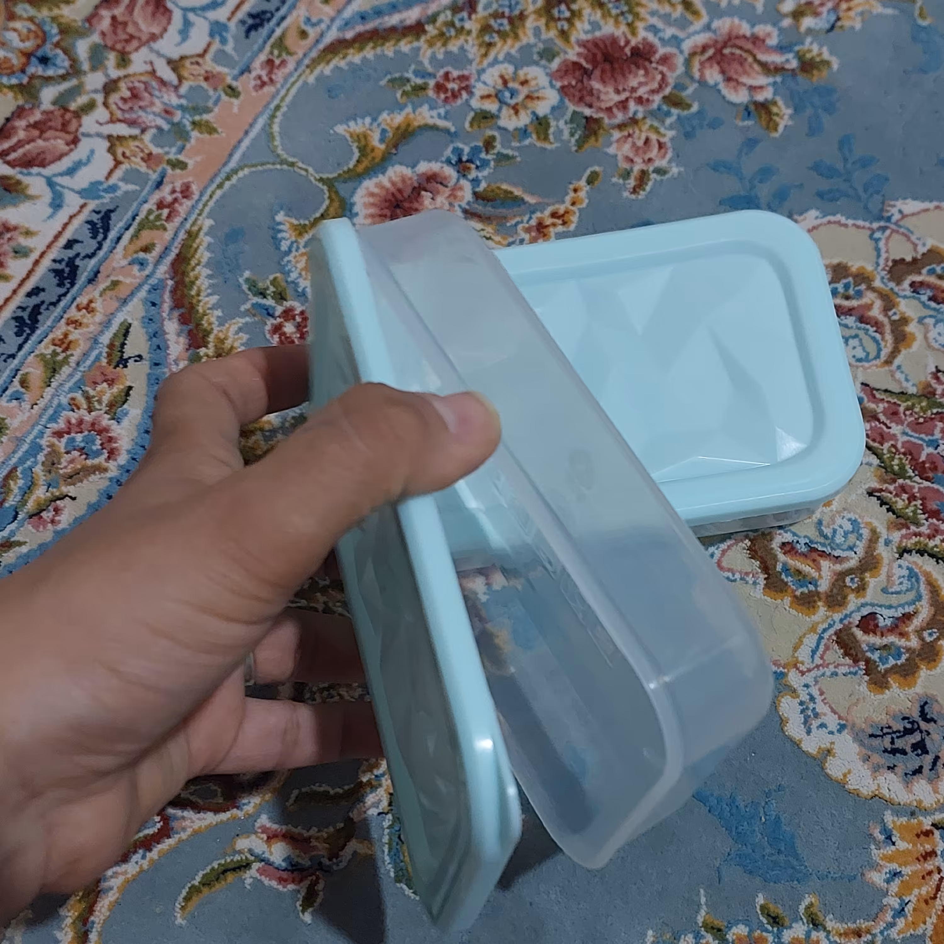 ظروف یخچال مسافرتی جای مواد غذایی  نقل و نبات و شیرین