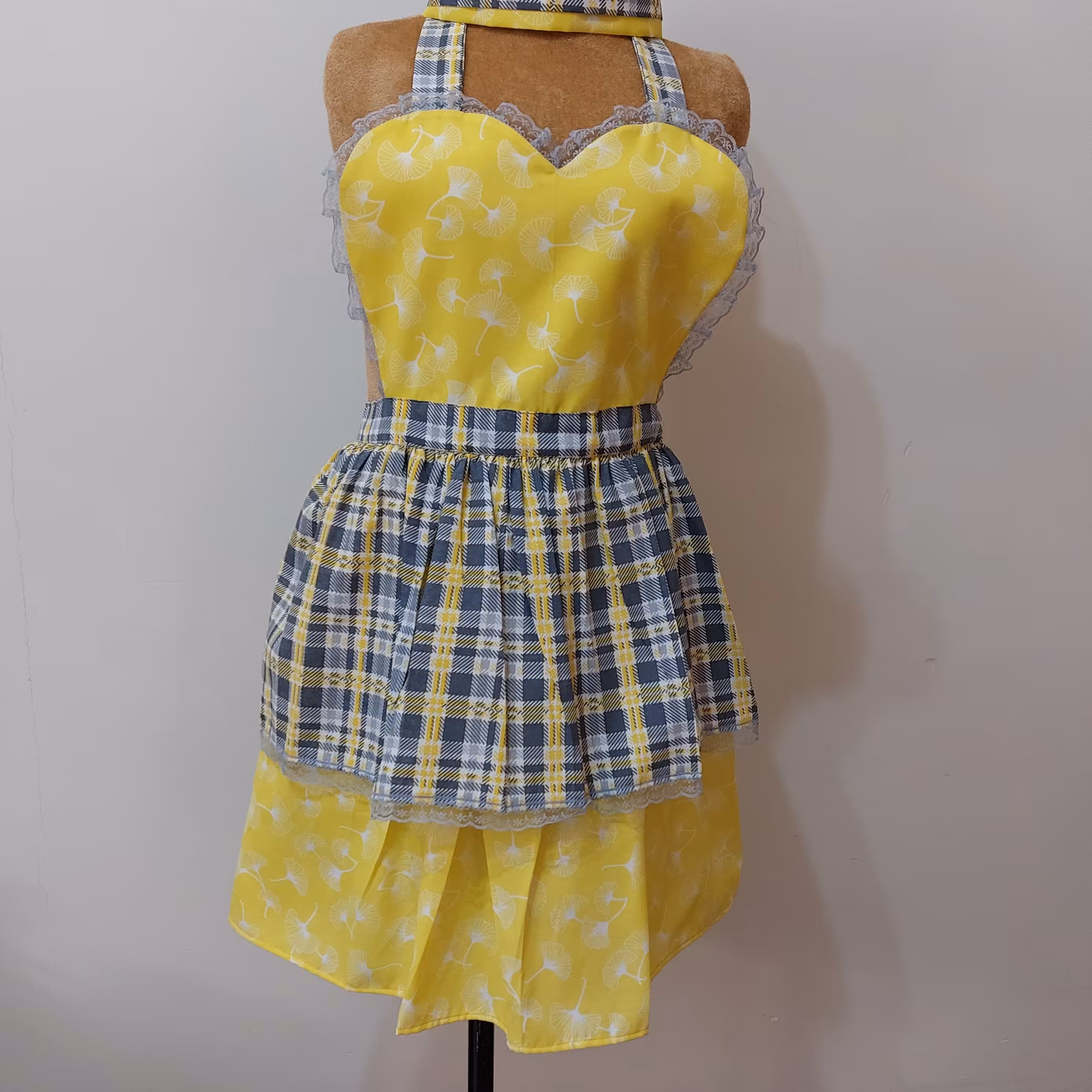 پیش بند فانتزی دو دامنه