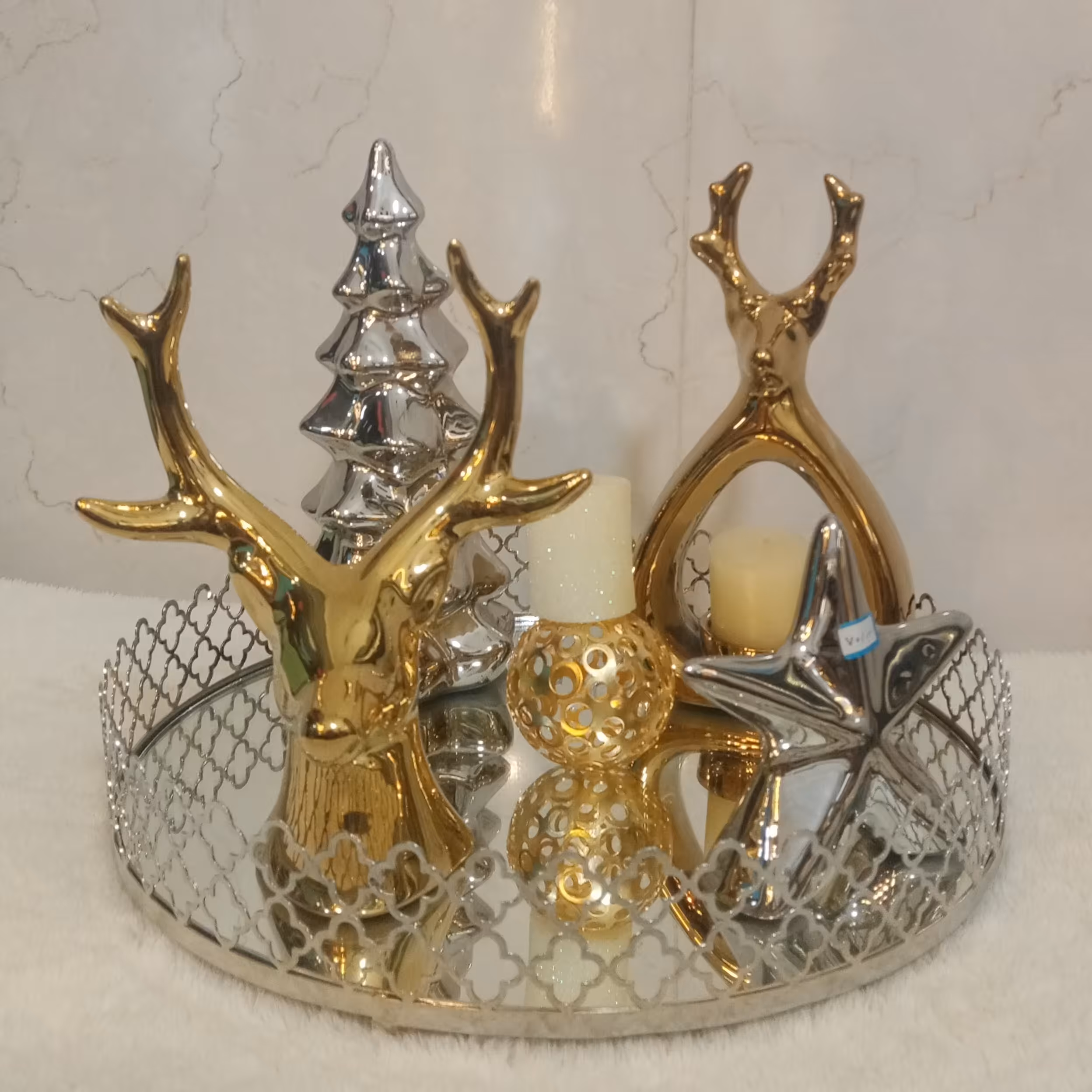 سینی آینه ای  گرد رنگ نقره ای سینه پذیرایی سینی دکوراتیو 