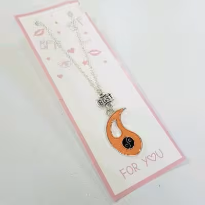 گردنبند دخترانه نقره ای آویز دار ، کار ظریف و زیبا