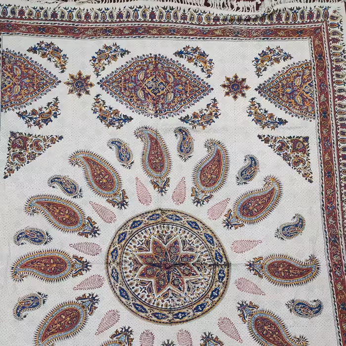 عمده فروشی سفره قلم کاری سایز 140در 2 طرح پته جقه