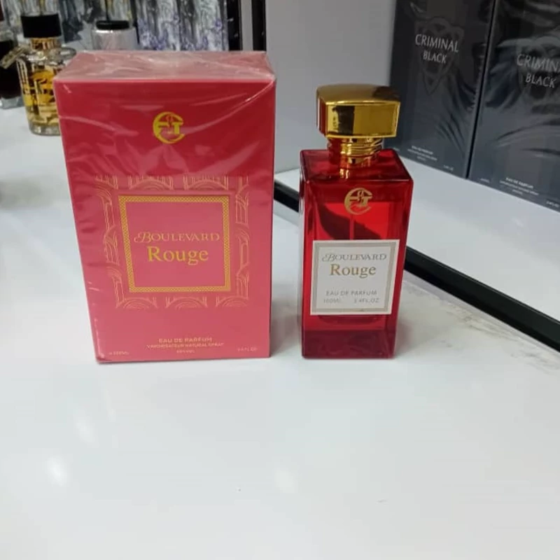 ادکلن باکارات رژ اماراتی