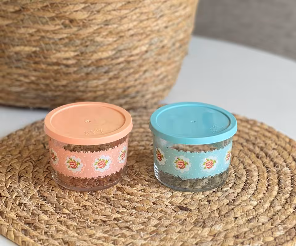 ظرف درب دار شیشه ای ترک