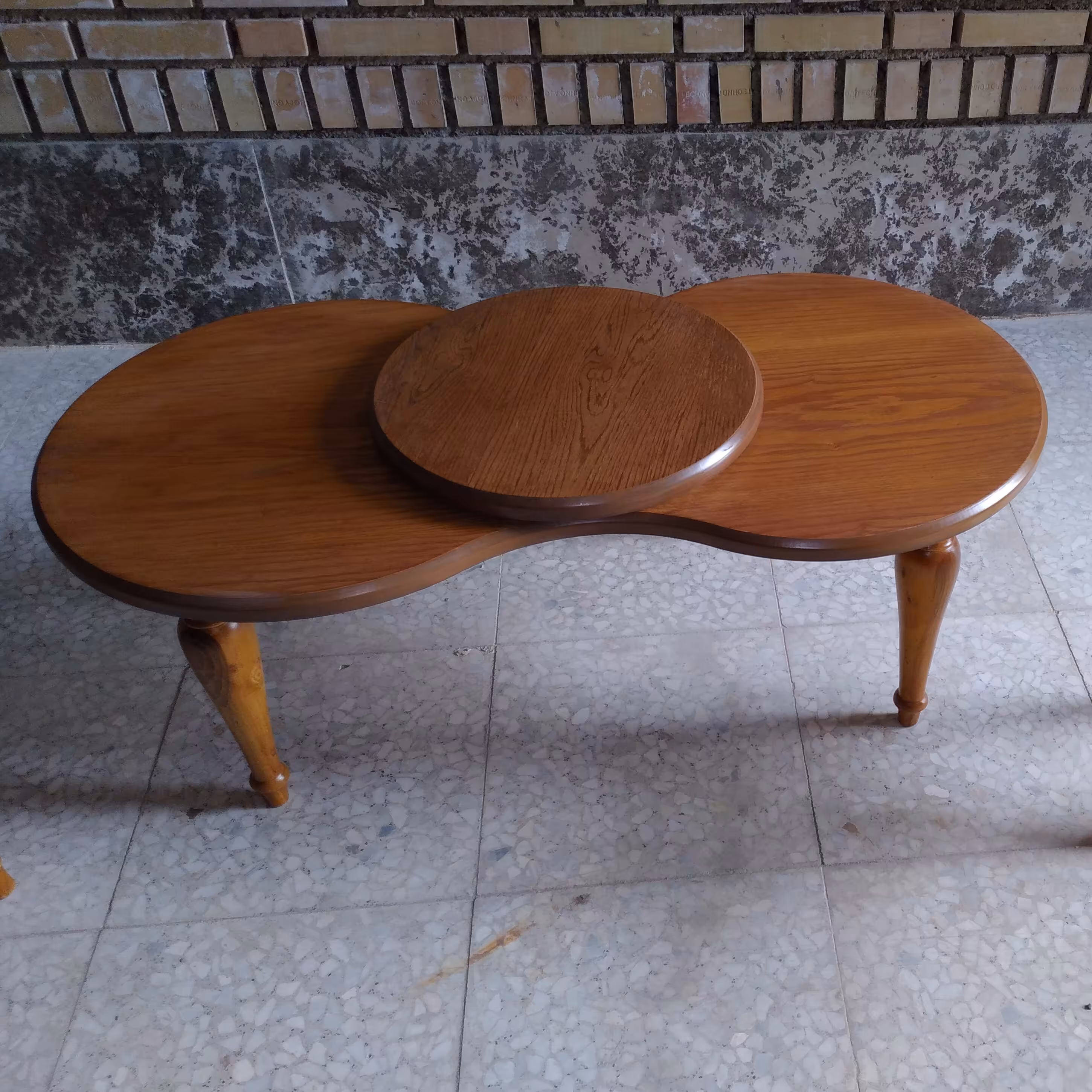 جلومبلی مدلM107 با دوعدد عسلی صفحه گردان