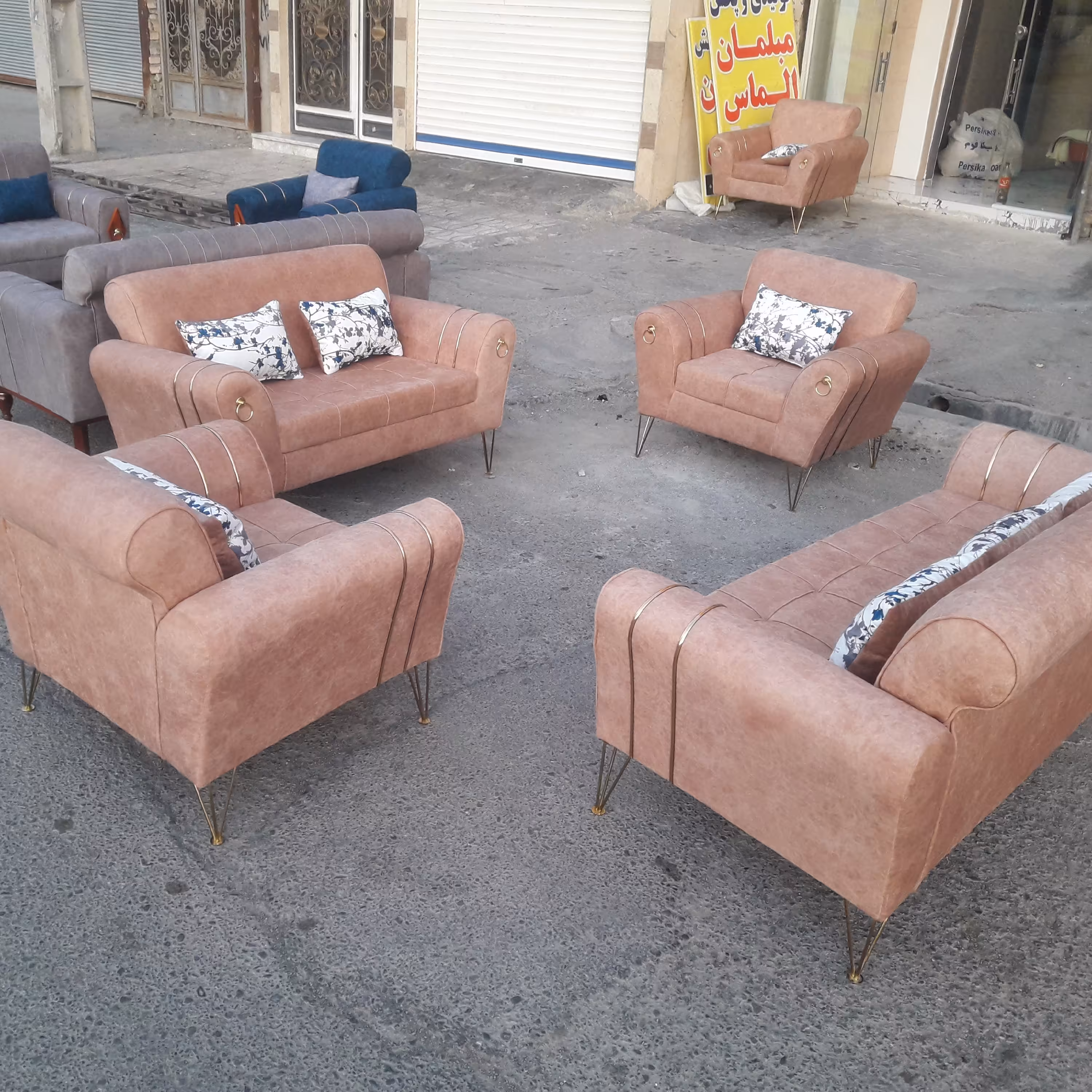 مبل راحتی اسکارلت ست 7 نفره با بیش از 30‌رنگ در سایز استاندارد