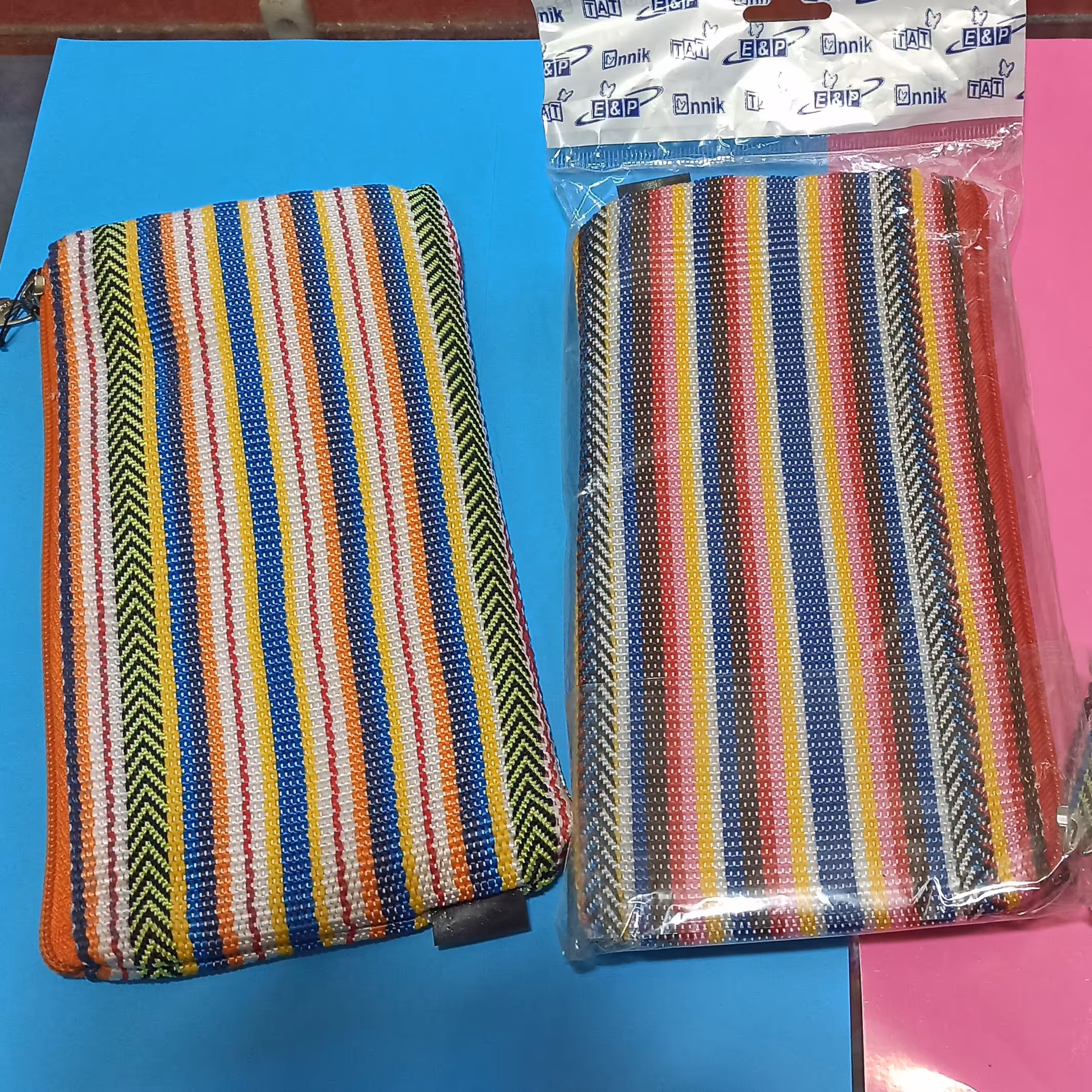 کاور زیپ دار ، جامدادی. جنس بافتنی عالی.    بمب تخفیف