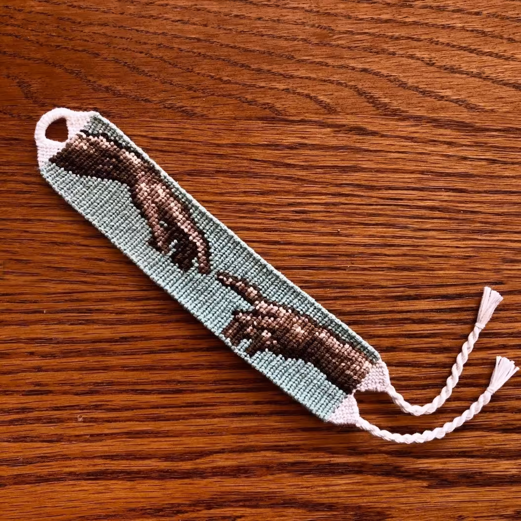 دستبند دوستی طرح دست 