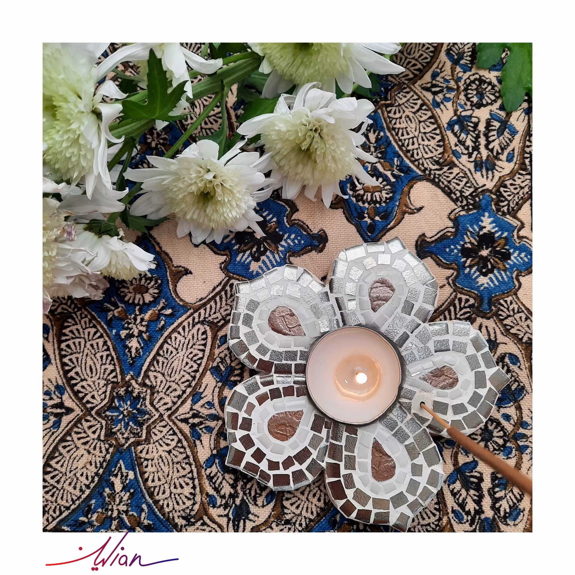 جاشمعی(جاوارمری)و جاعودی دستساز موزاییکی(هنرکاشی شکسته) طرح گل نقره ای طلایی