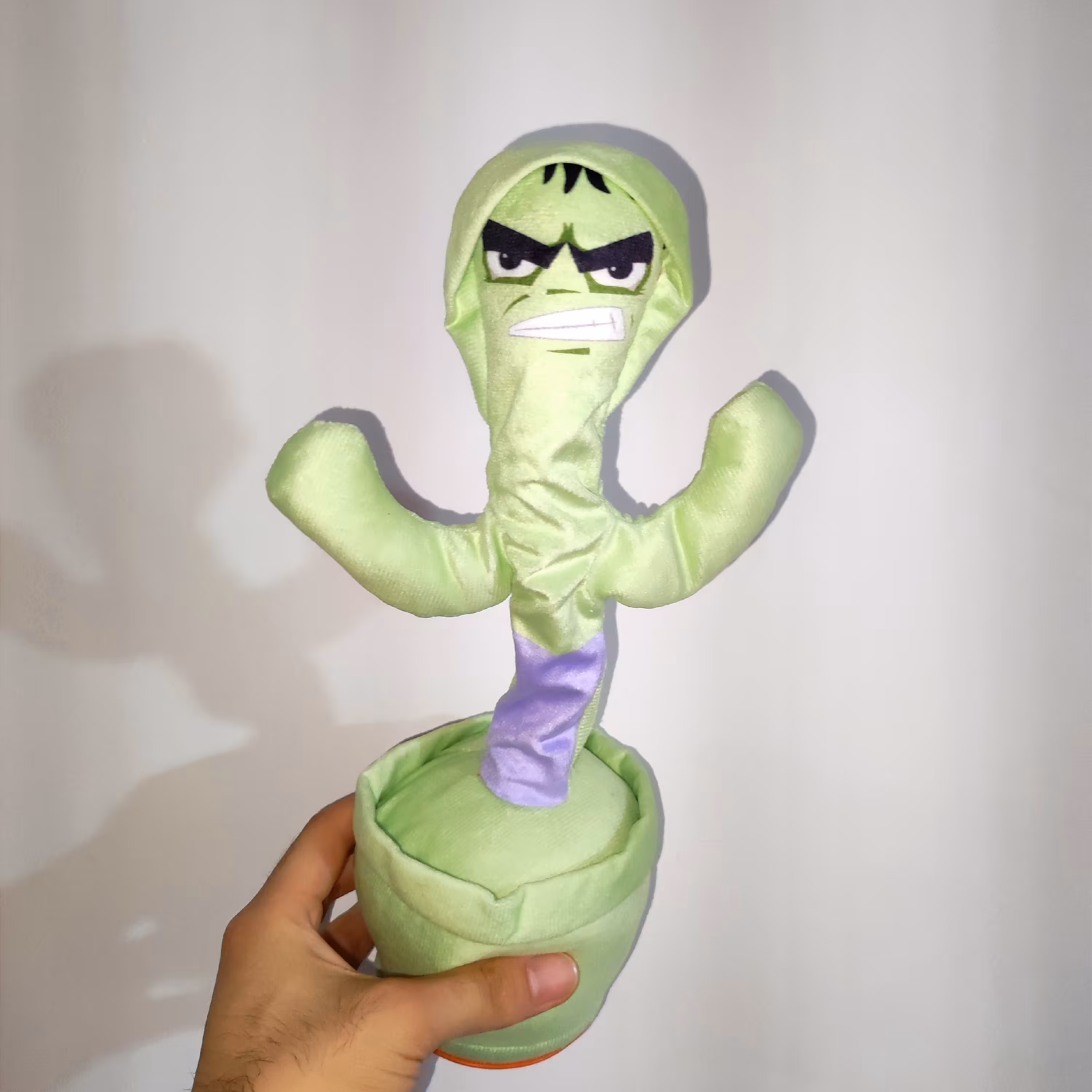 عروسک سخنگو کد4