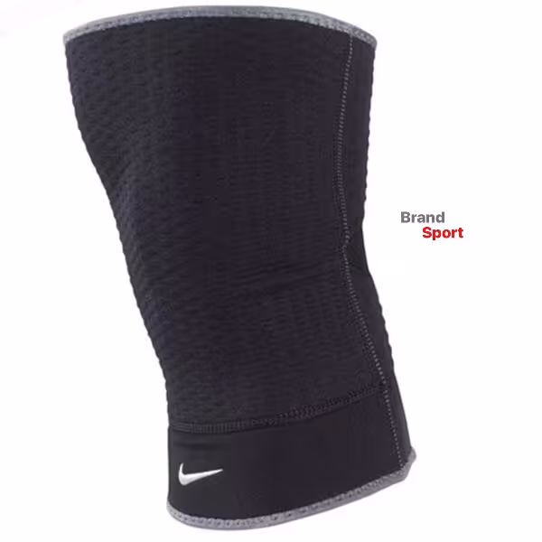 زانو بند پا نایکی مدل Closed Patella سایز M