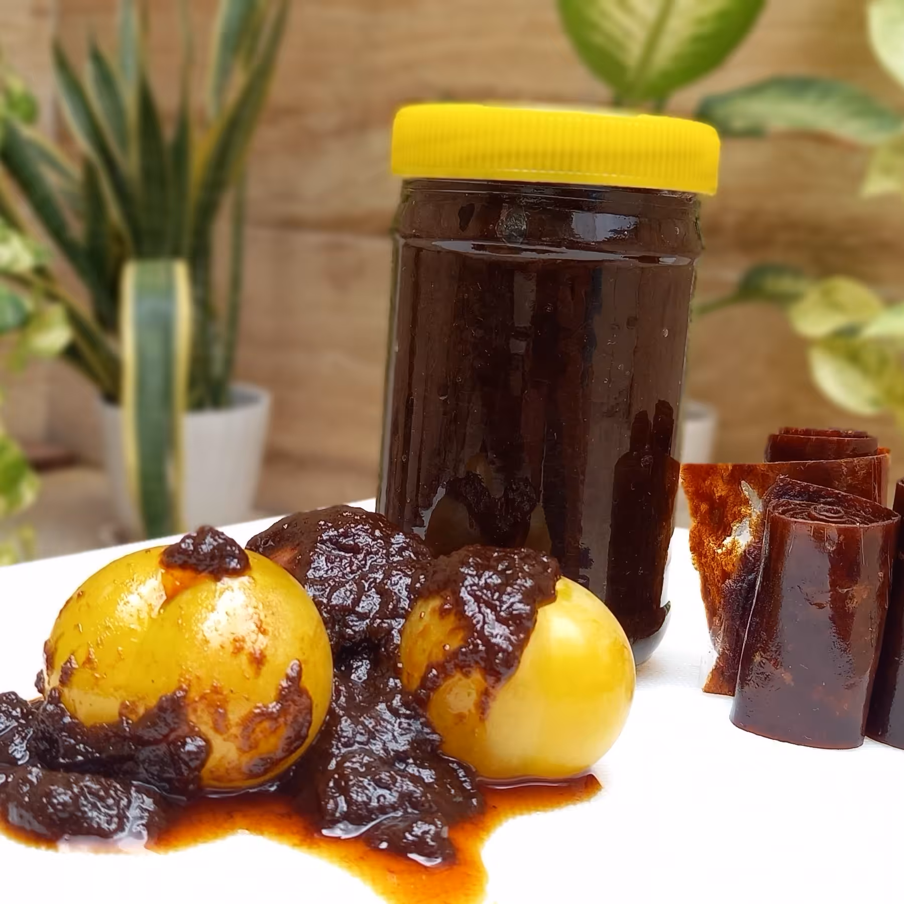 رب آلوچه محلی ملس خانگی بهداشتی نیم کیلویی در ظرف پلی اتیلن ارسال رایگان به بابل