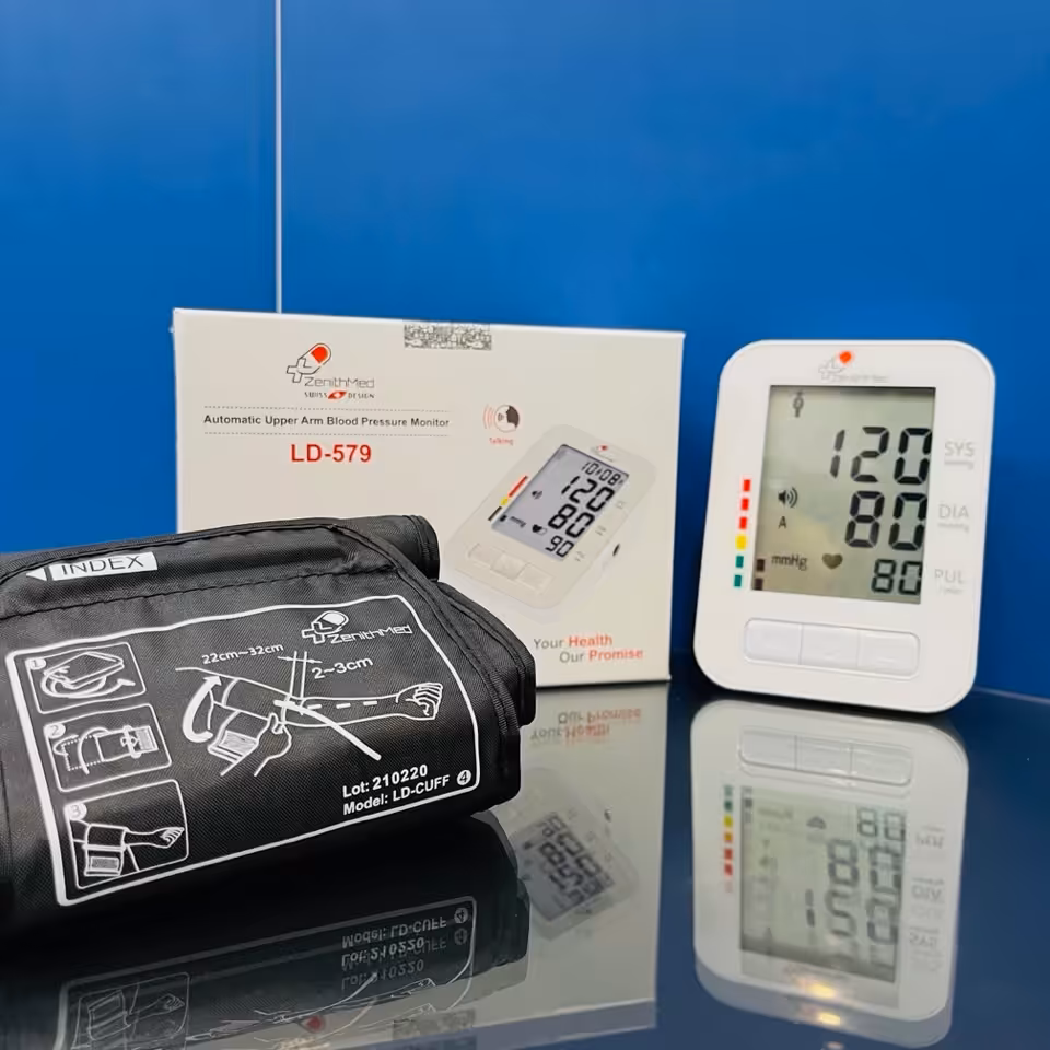 فشارسنج دیجیتالی سخنگو زنیتمد مدل 579 با پنج سال گارانتی