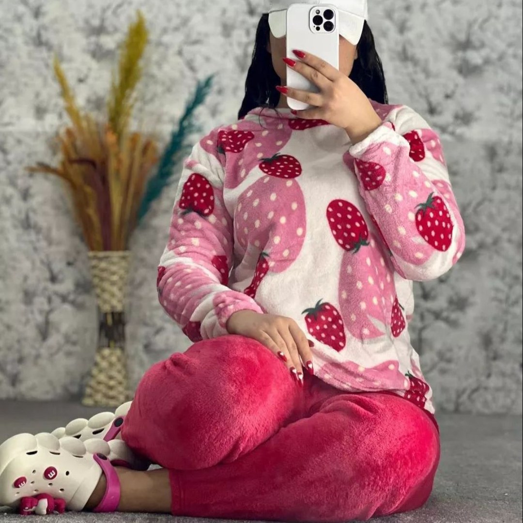 ست حوله ای توت فرنگی تک رنگ دخترانه و زنانه فری سایز