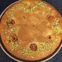 کیک سیب ودارچین وزن  1230 گرم خوشمزه وخوش طعم