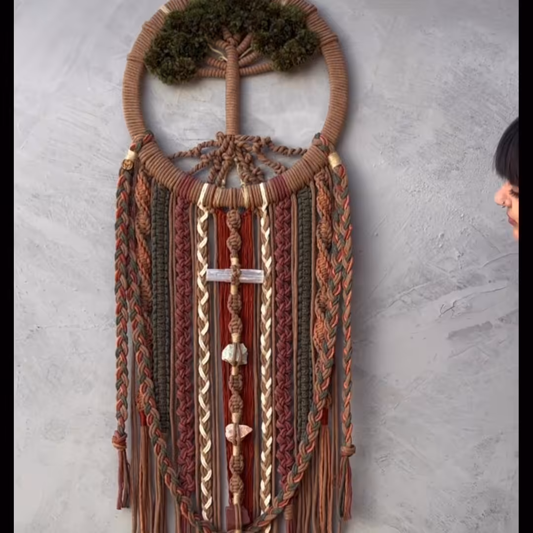 دیوارکوب دریم کچر پرتقالی مکرومه بافی همراه با نمک.مناسب چشم زخم و کابوس گیر