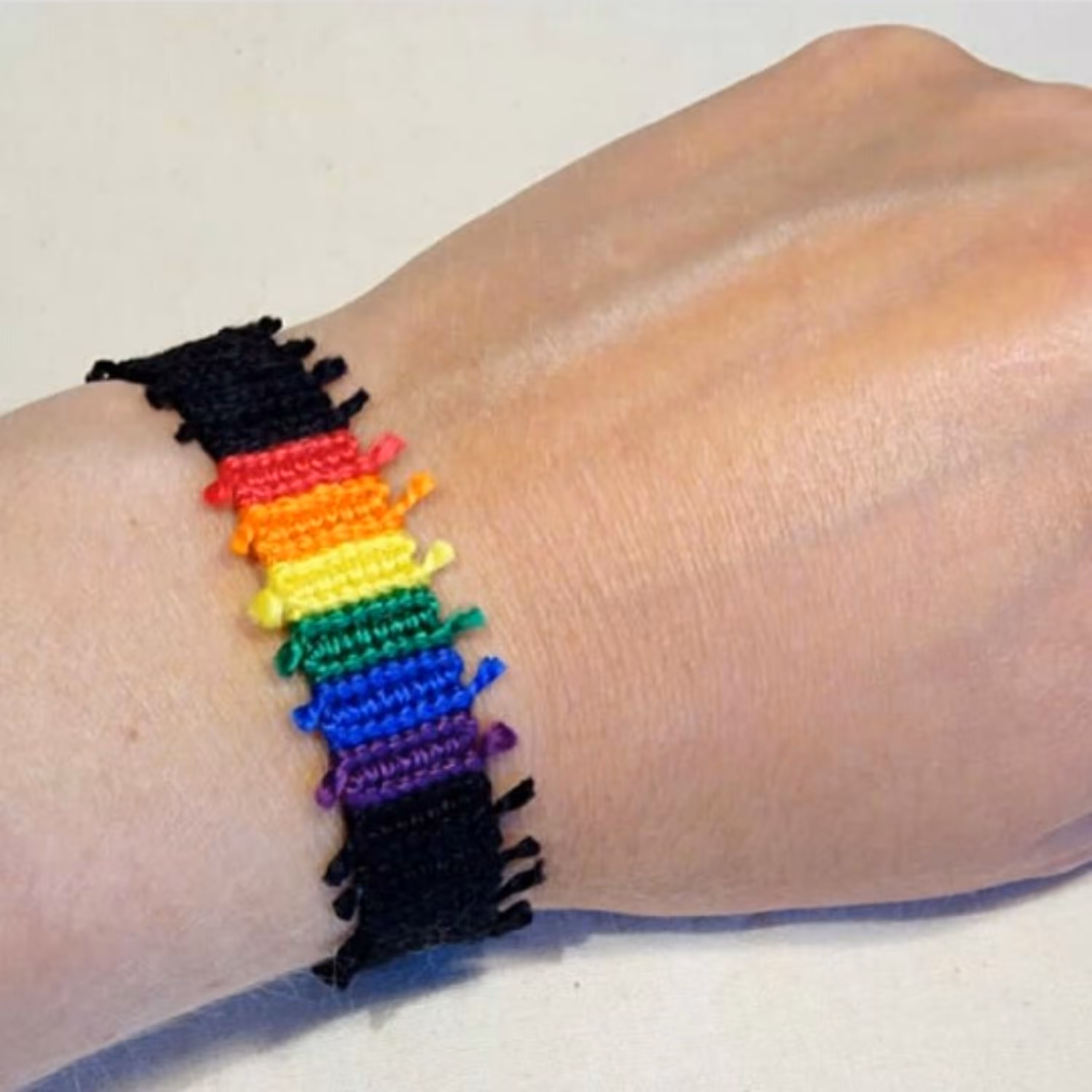 دستبند دوستی طرح تکه های رنگین جدید کد 56