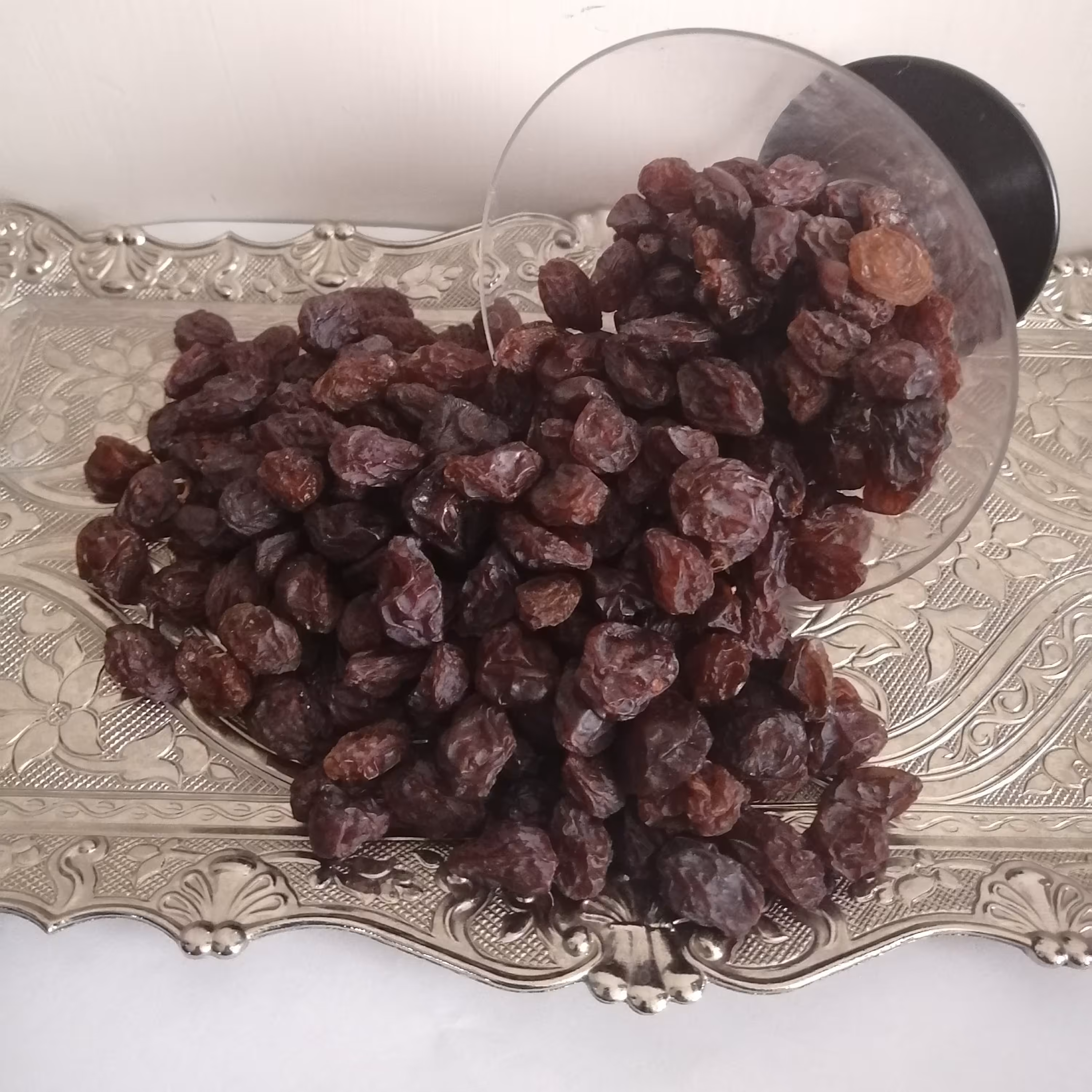 مویز اورگانیک هسته دار