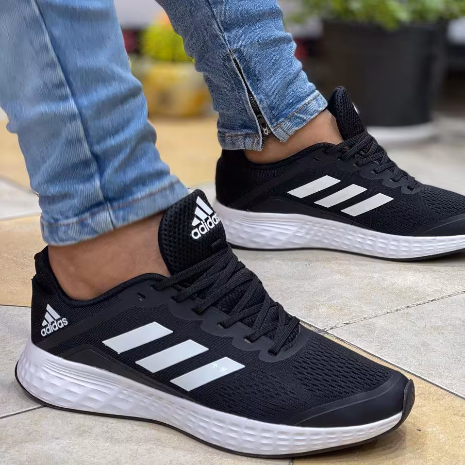 کفش کتونی اسکیچرز زرد مخصوص پیاده روی